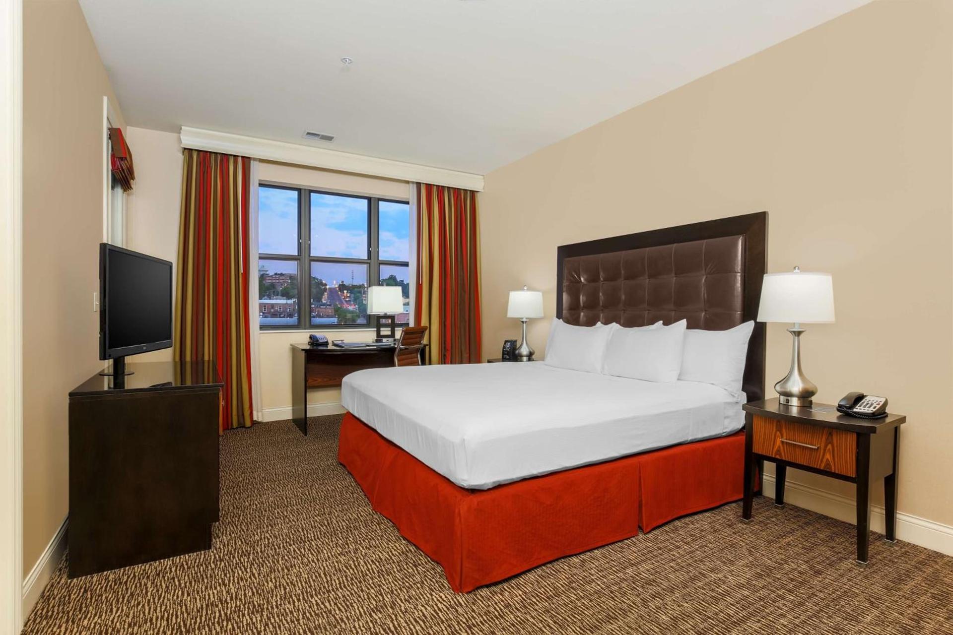 Hilton Promenade Branson Landing photo 35