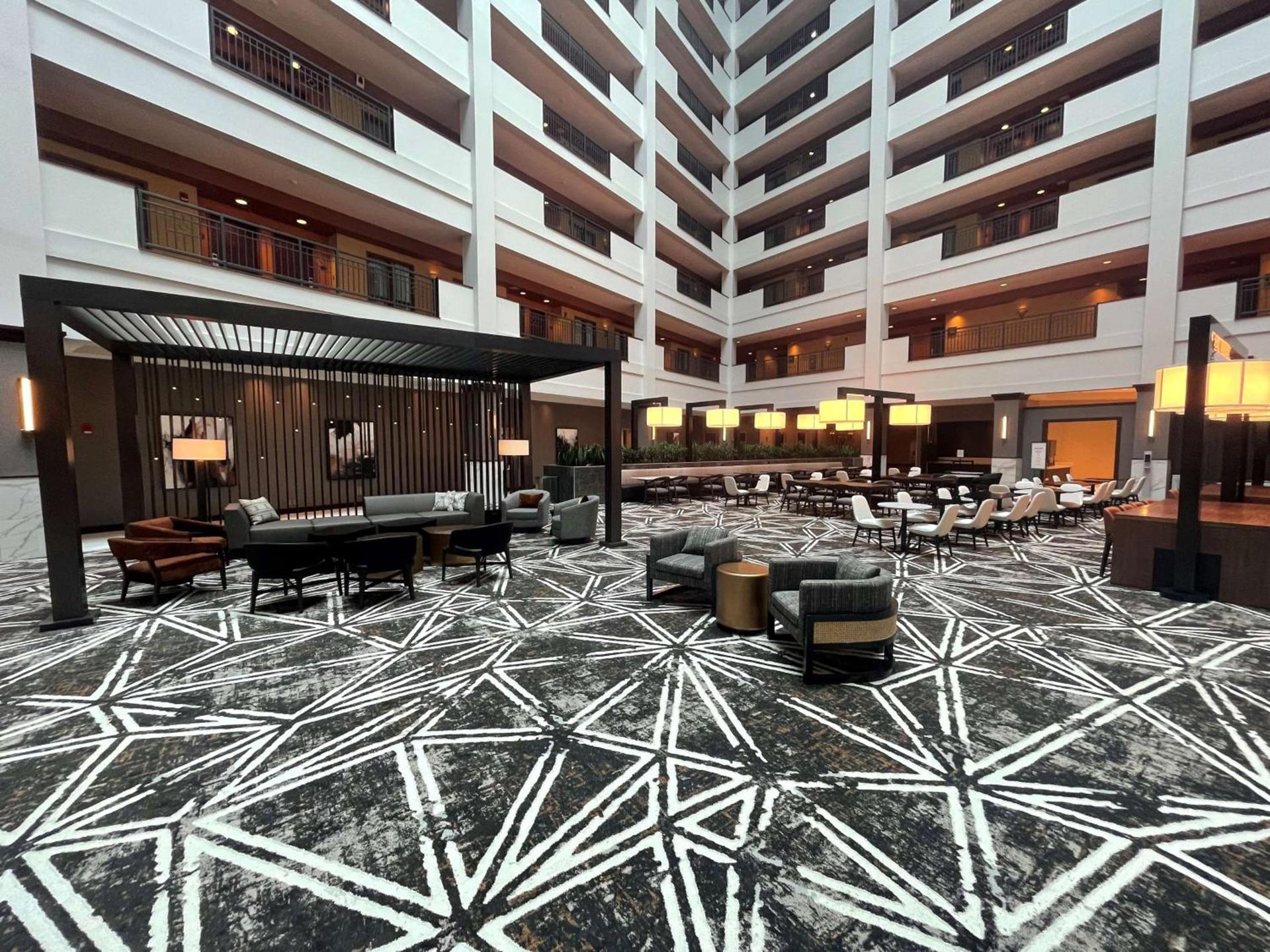 Embassy Suites Huntsville photo 4