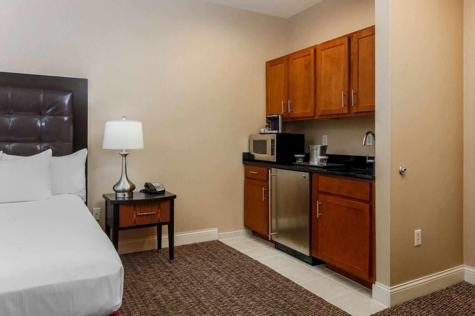 Hilton Promenade Branson Landing photo 51