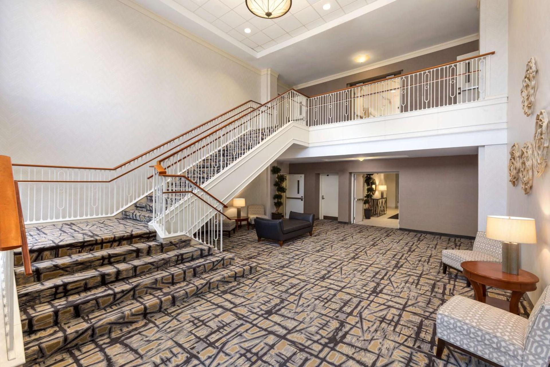 Hilton Garden Inn Shelton photo 4