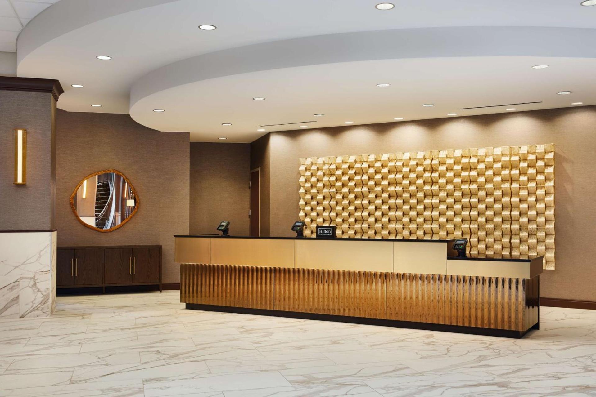 Embassy Suites Huntsville photo 10