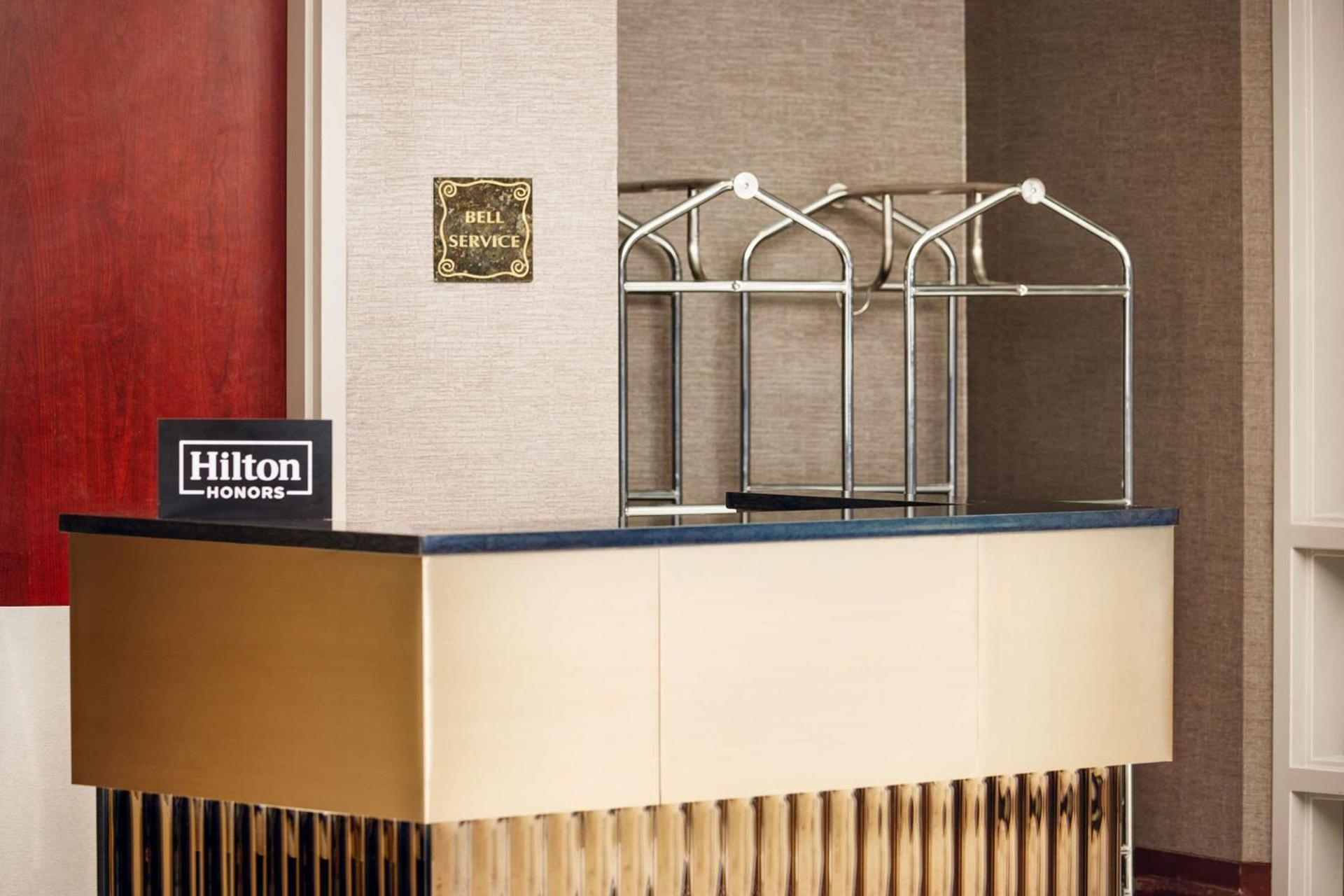 Embassy Suites Huntsville photo 12