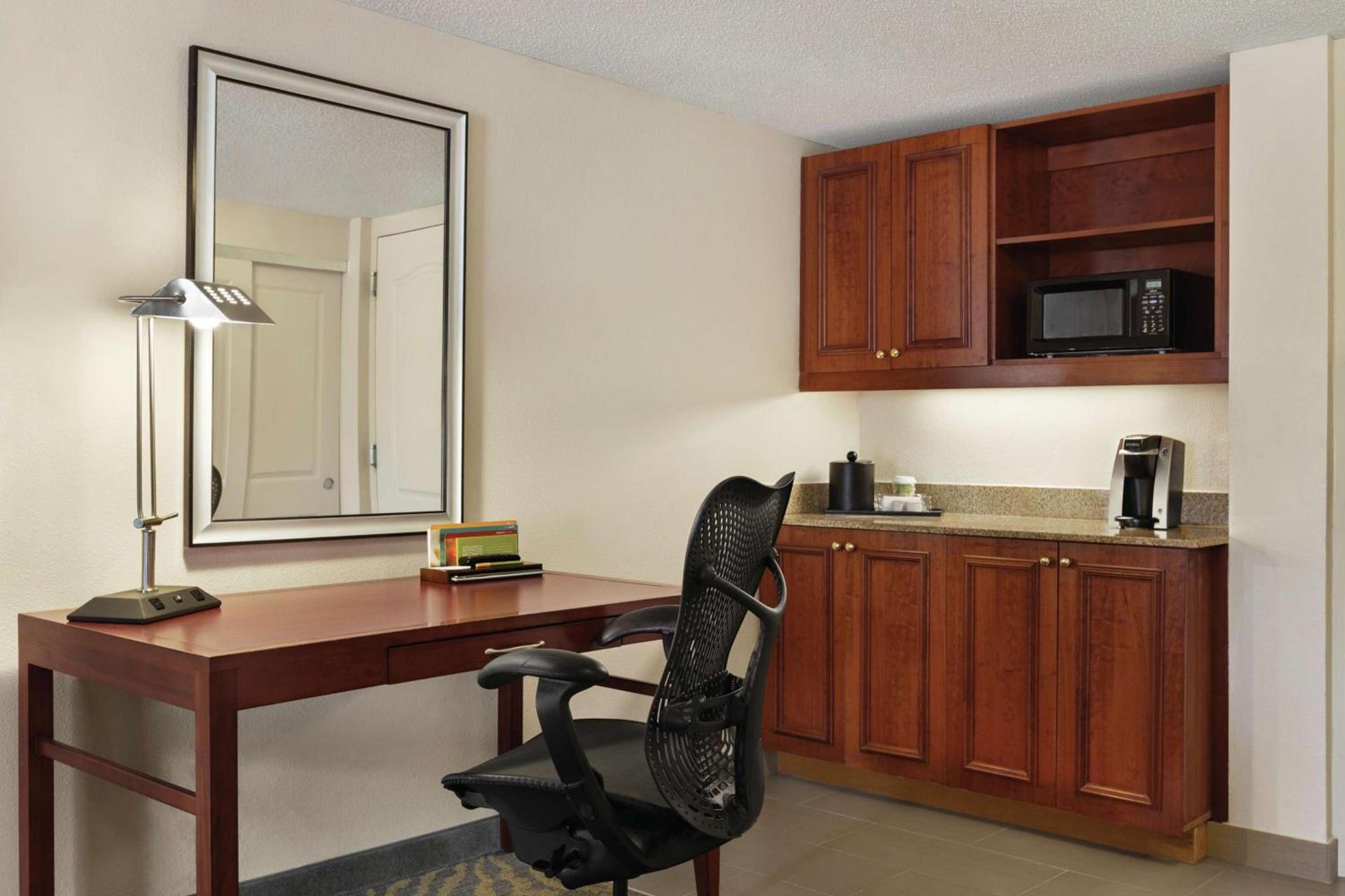 Hilton Garden Inn Shelton photo 18