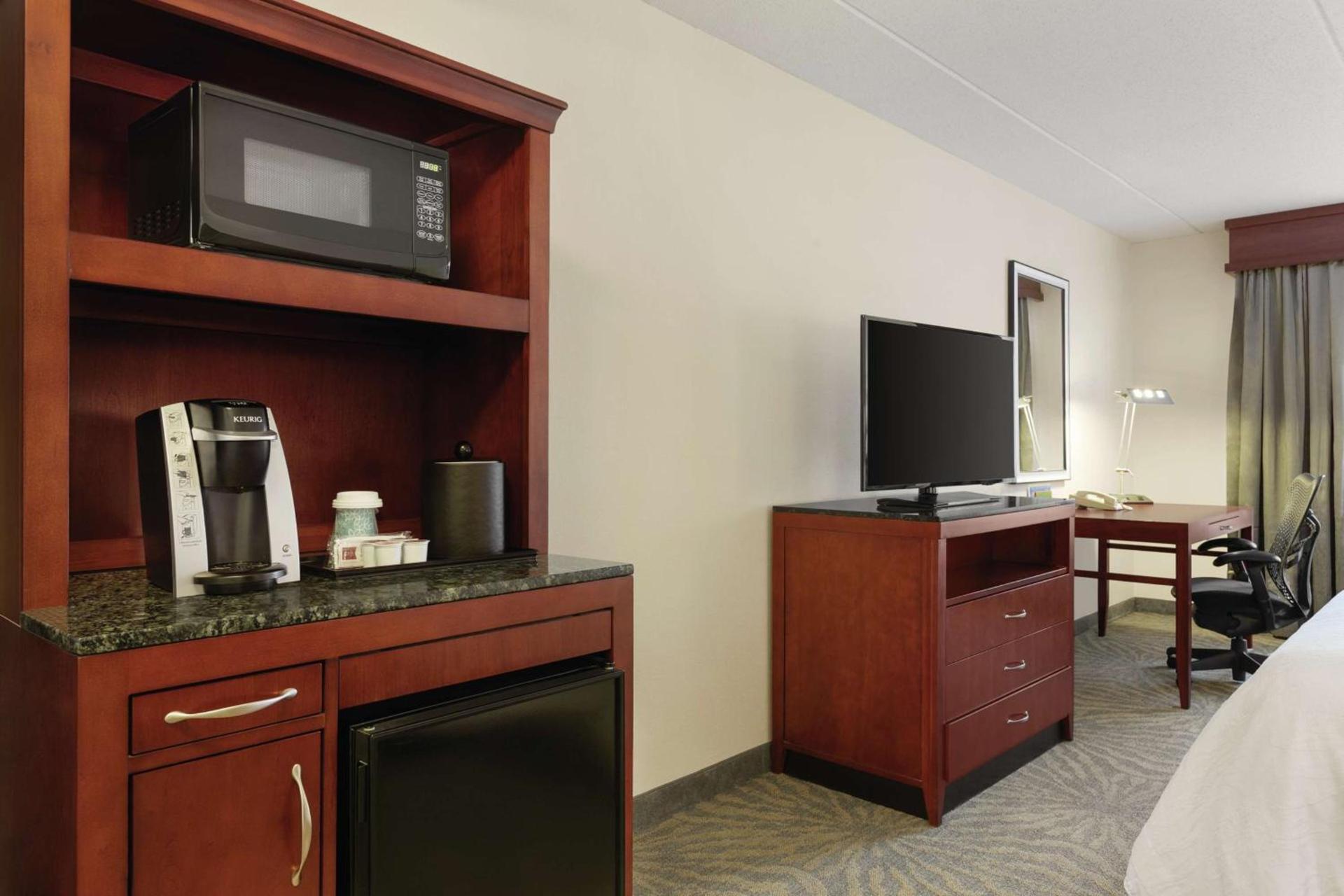 Hilton Garden Inn Shelton photo 19