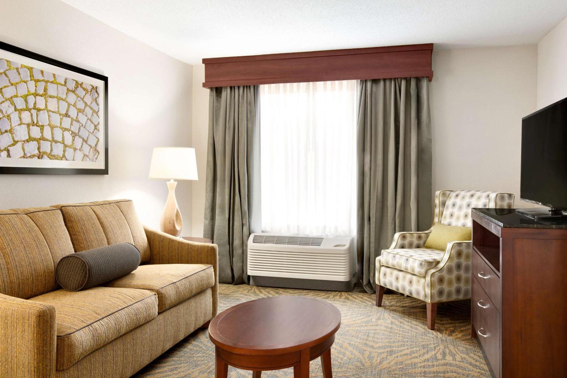 Hilton Garden Inn Shelton photo 24