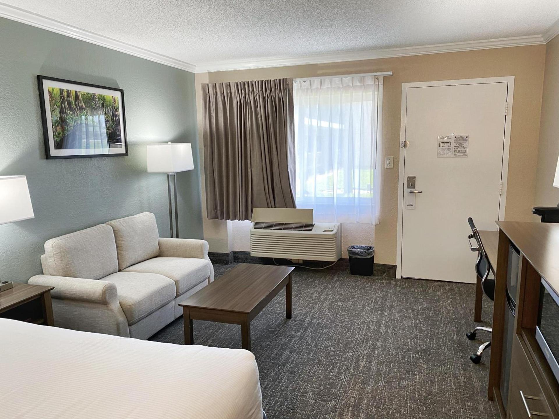 Roadstar Hotel Zephyrhills photo 7