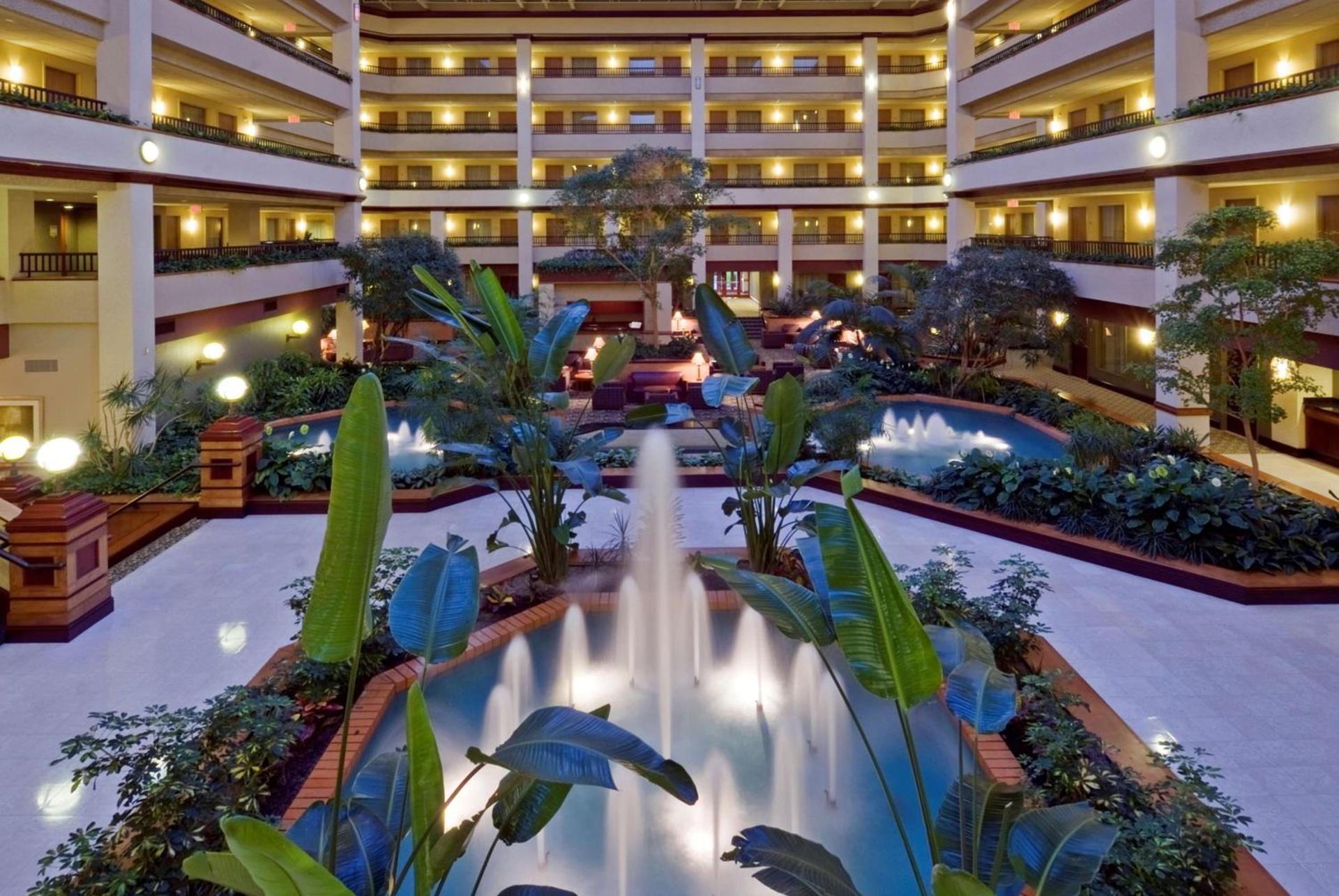 Embassy Suites Lexington photo 13