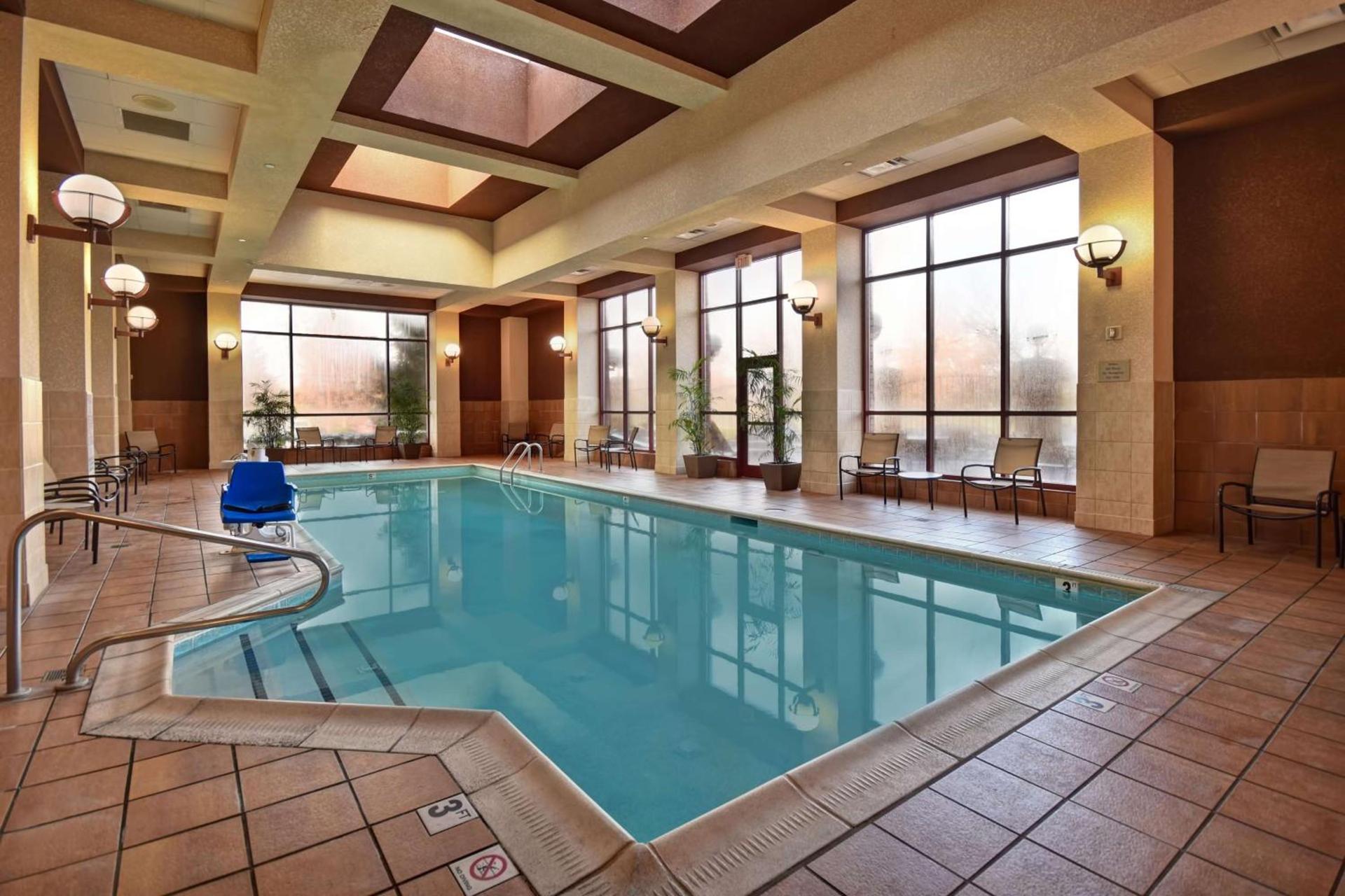 Embassy Suites Lexington photo 16