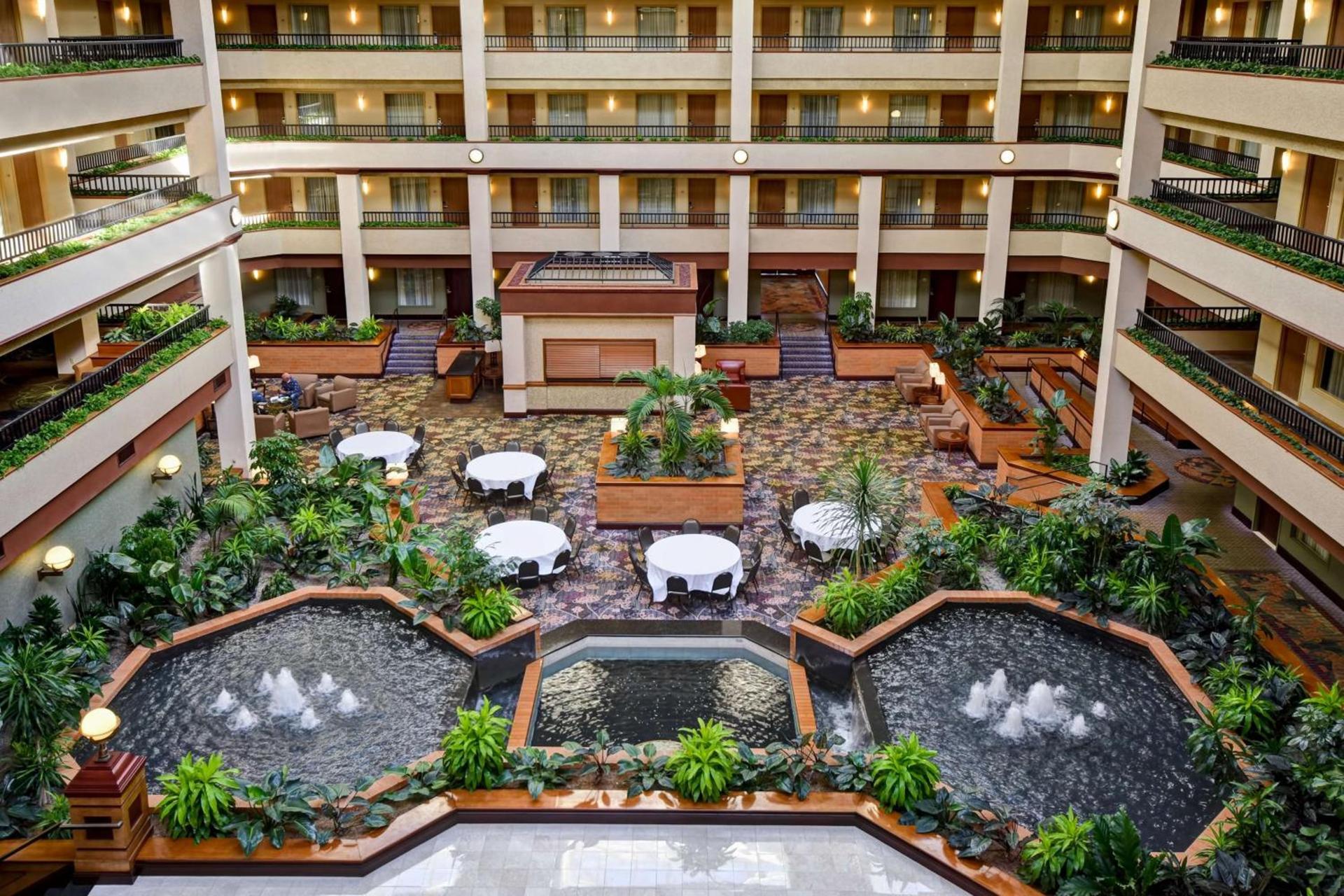 Embassy Suites Lexington photo 19