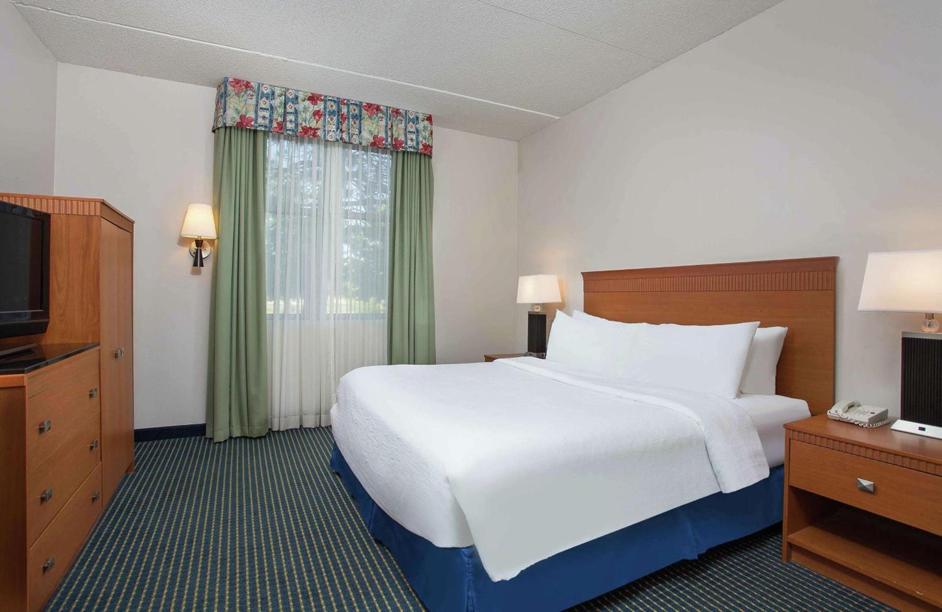 Embassy Suites Lexington photo 31