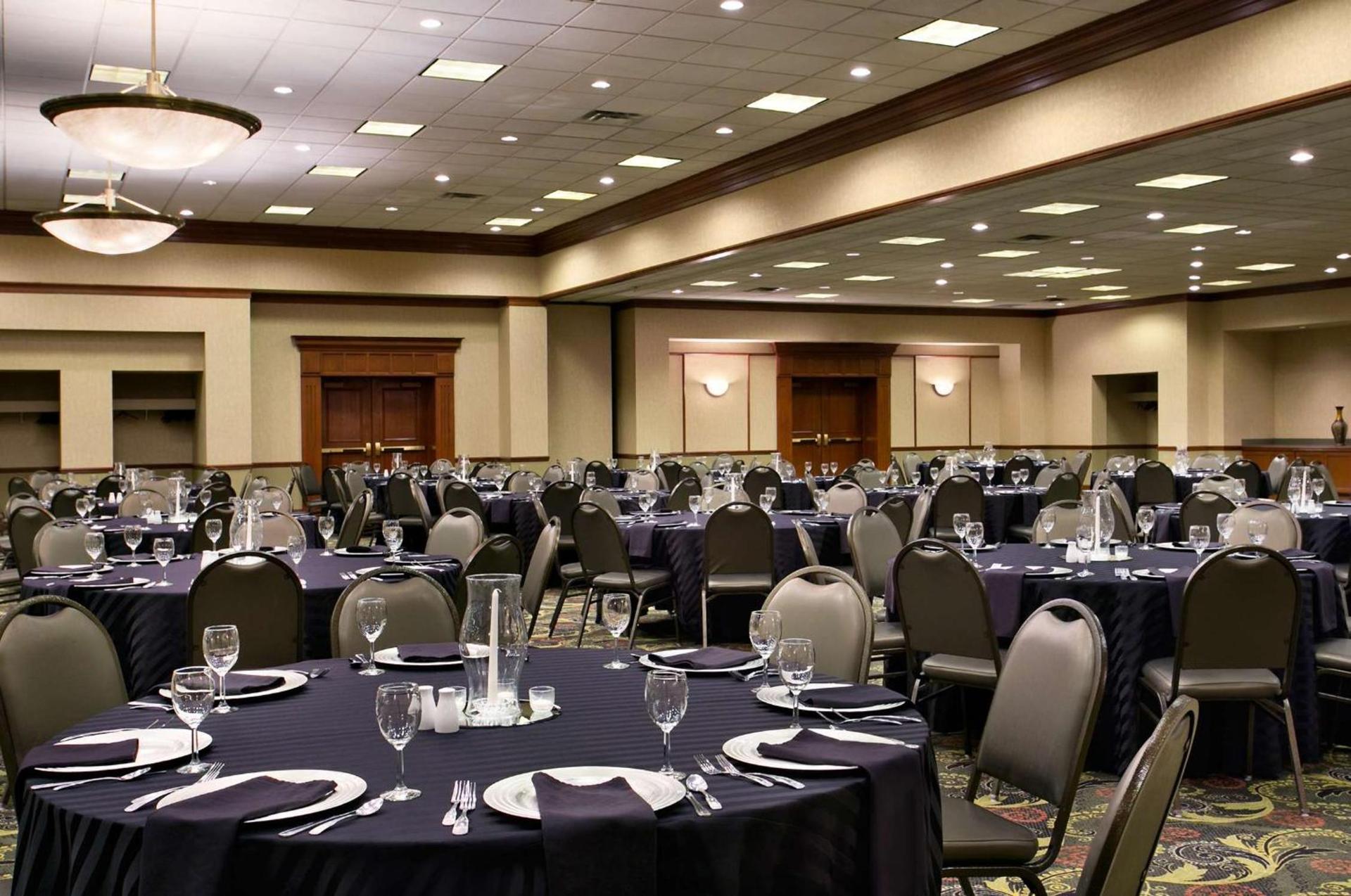 Embassy Suites Lexington photo 48