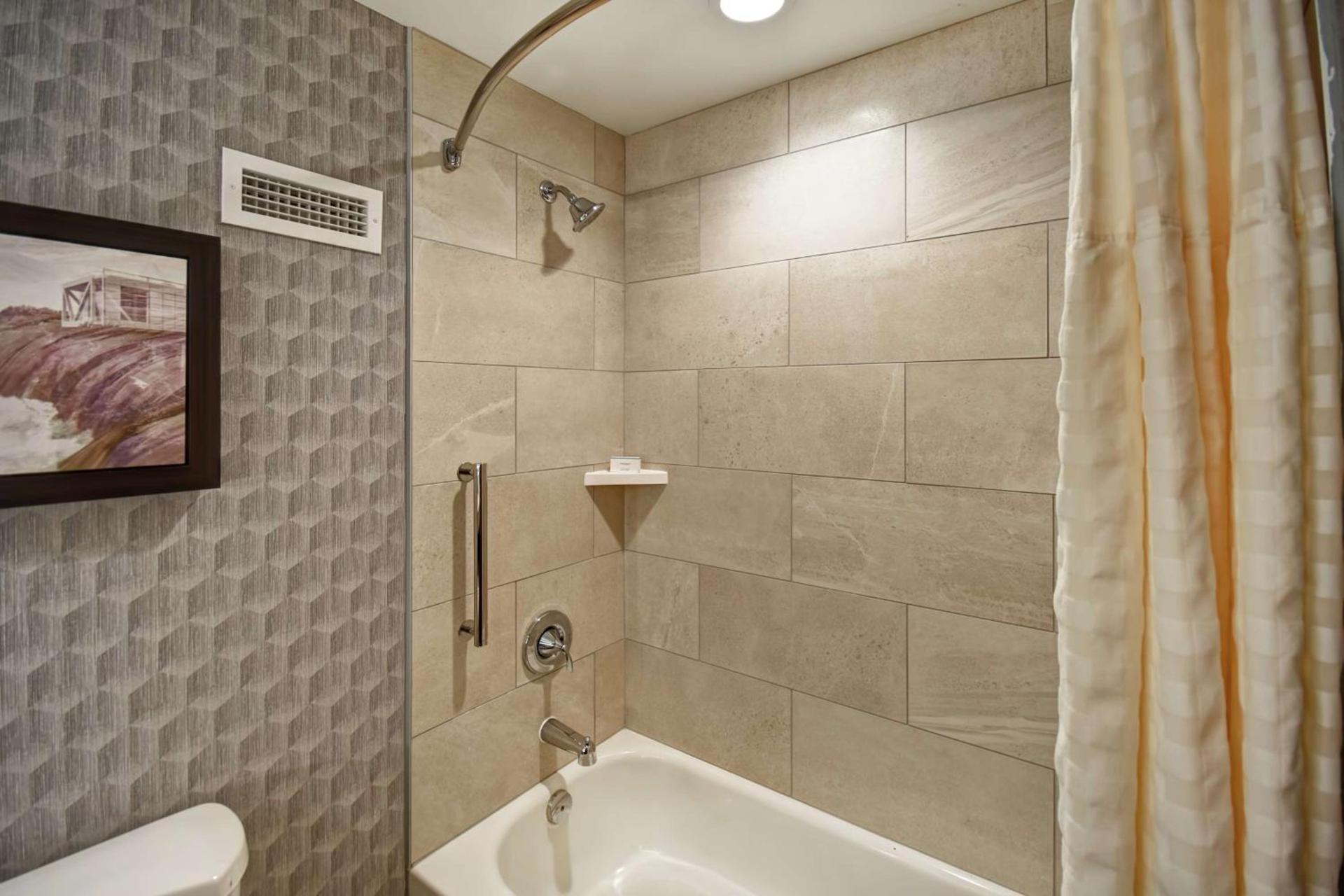 Embassy Suites Little Rock photo 60