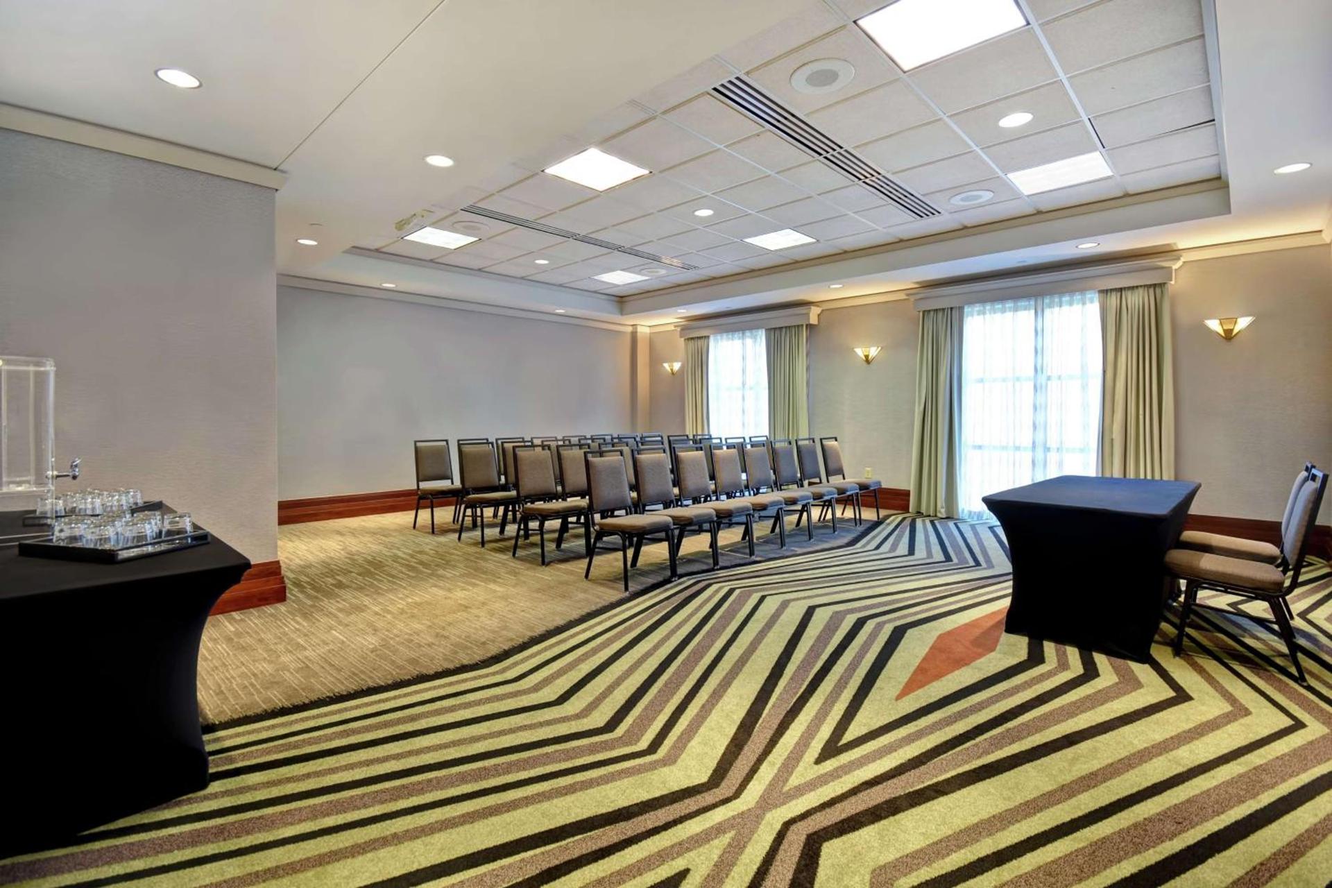 Embassy Suites Little Rock photo 69