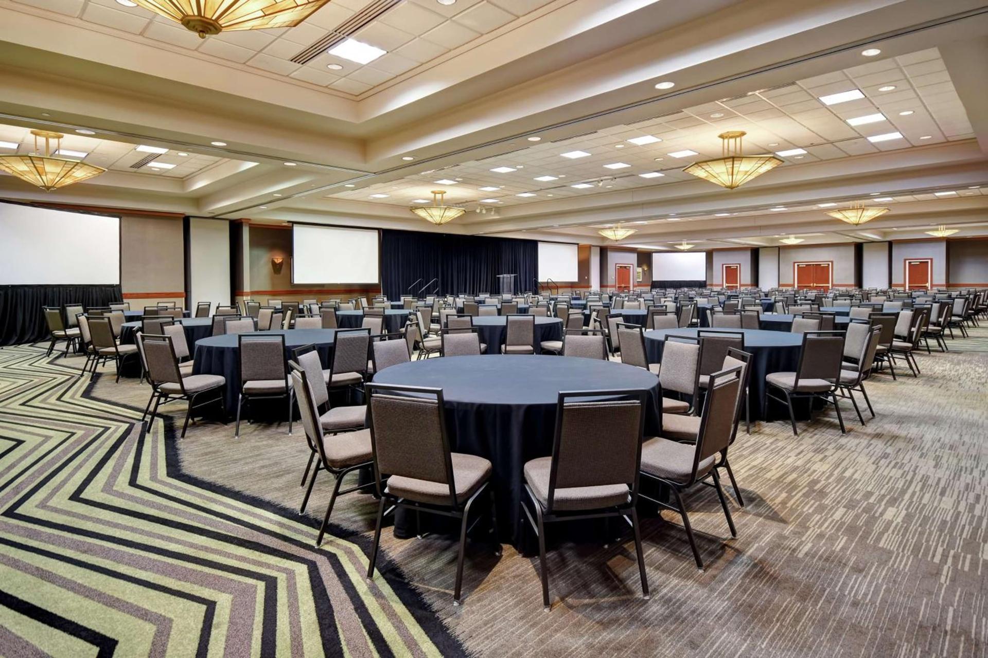 Embassy Suites Little Rock photo 75