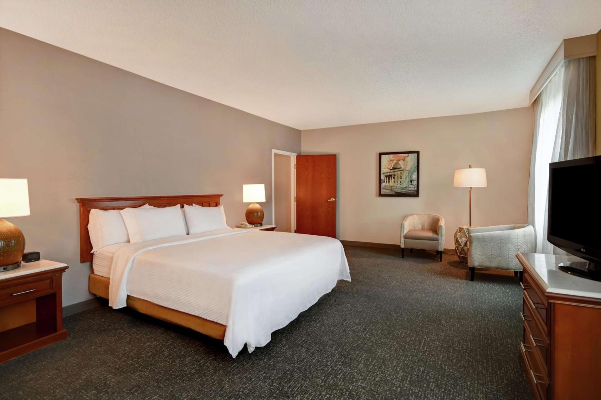 Embassy Suites Little Rock photo 80