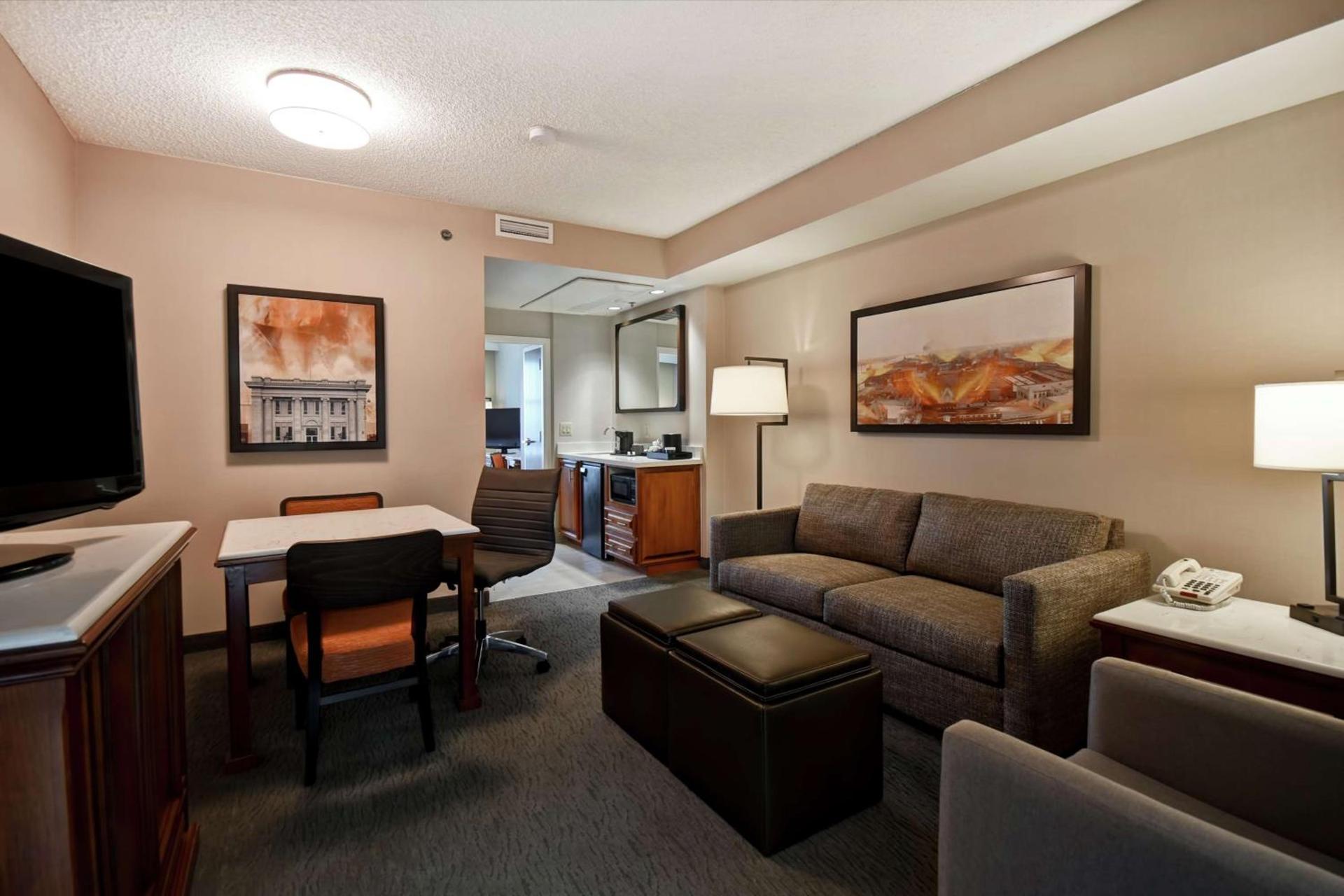 Embassy Suites Little Rock photo 85