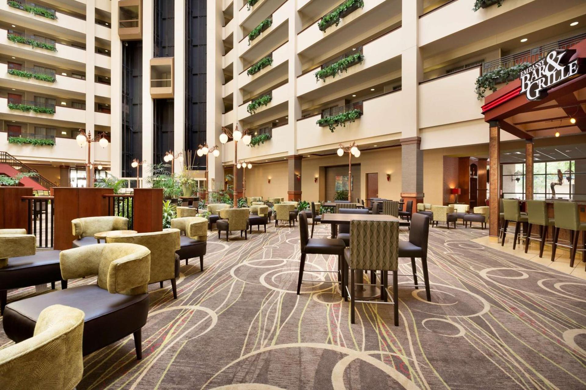 Embassy Suites Lincoln photo 6