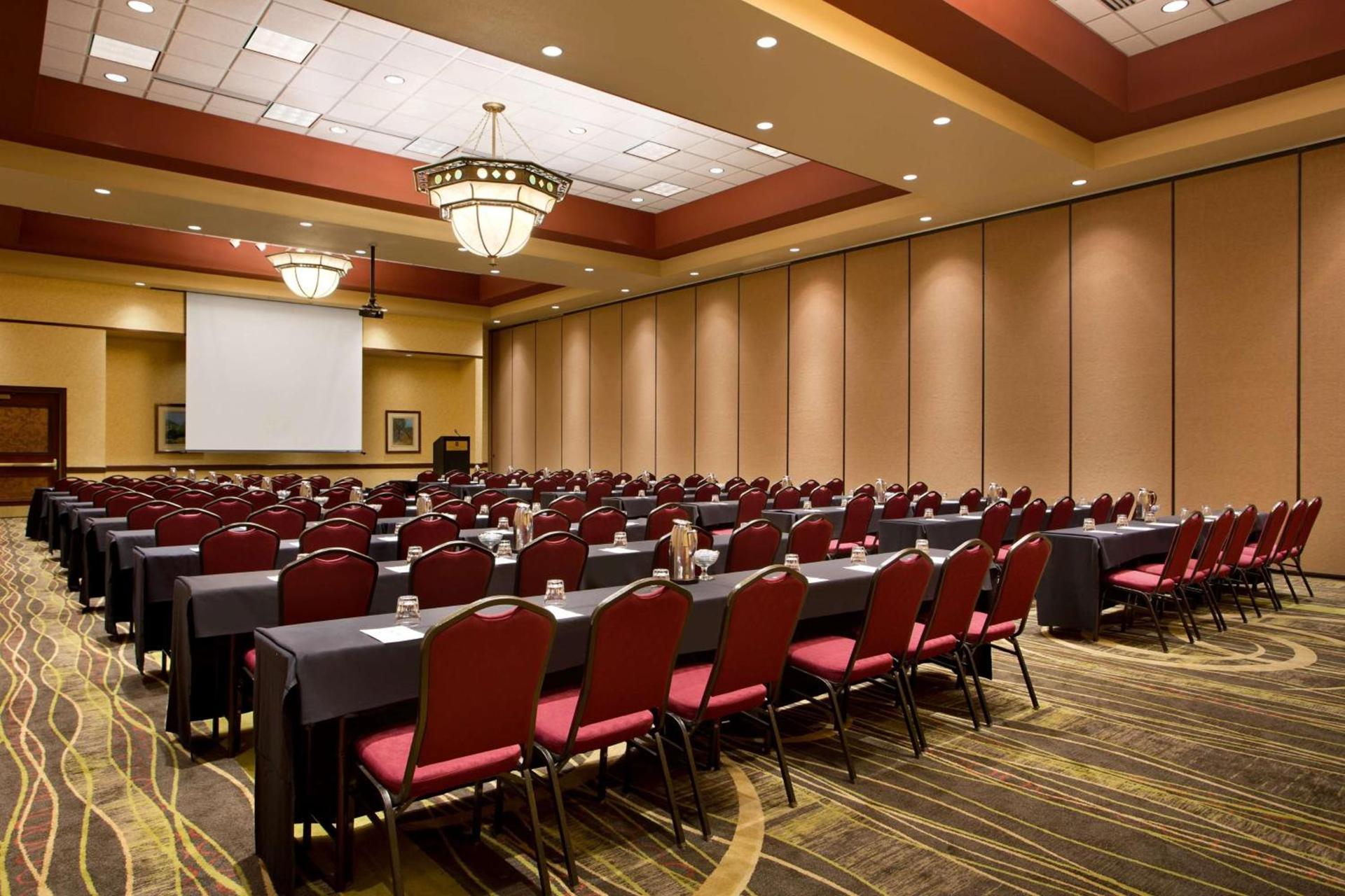 Embassy Suites Lincoln photo 30