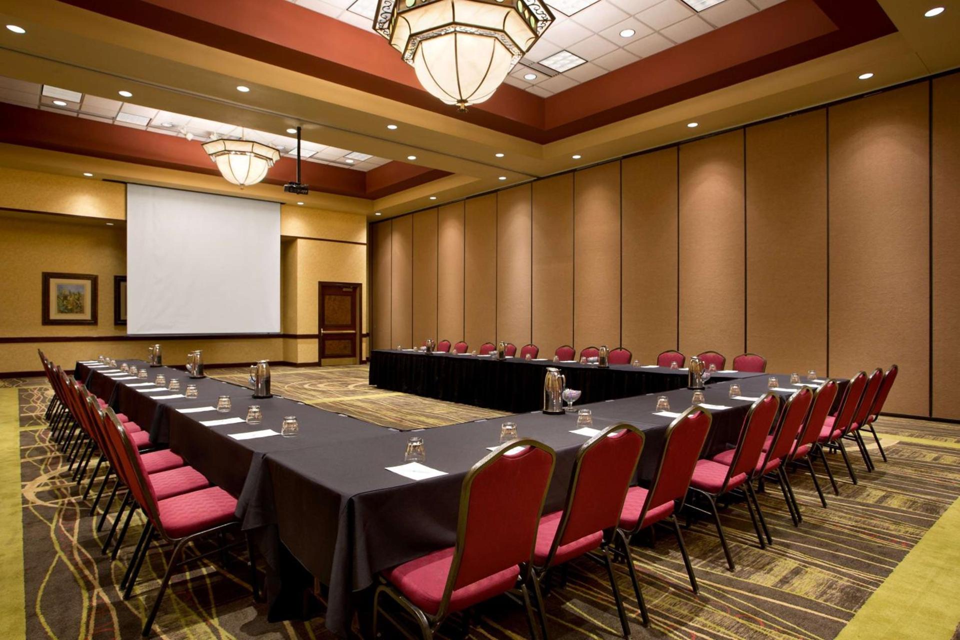 Embassy Suites Lincoln photo 31