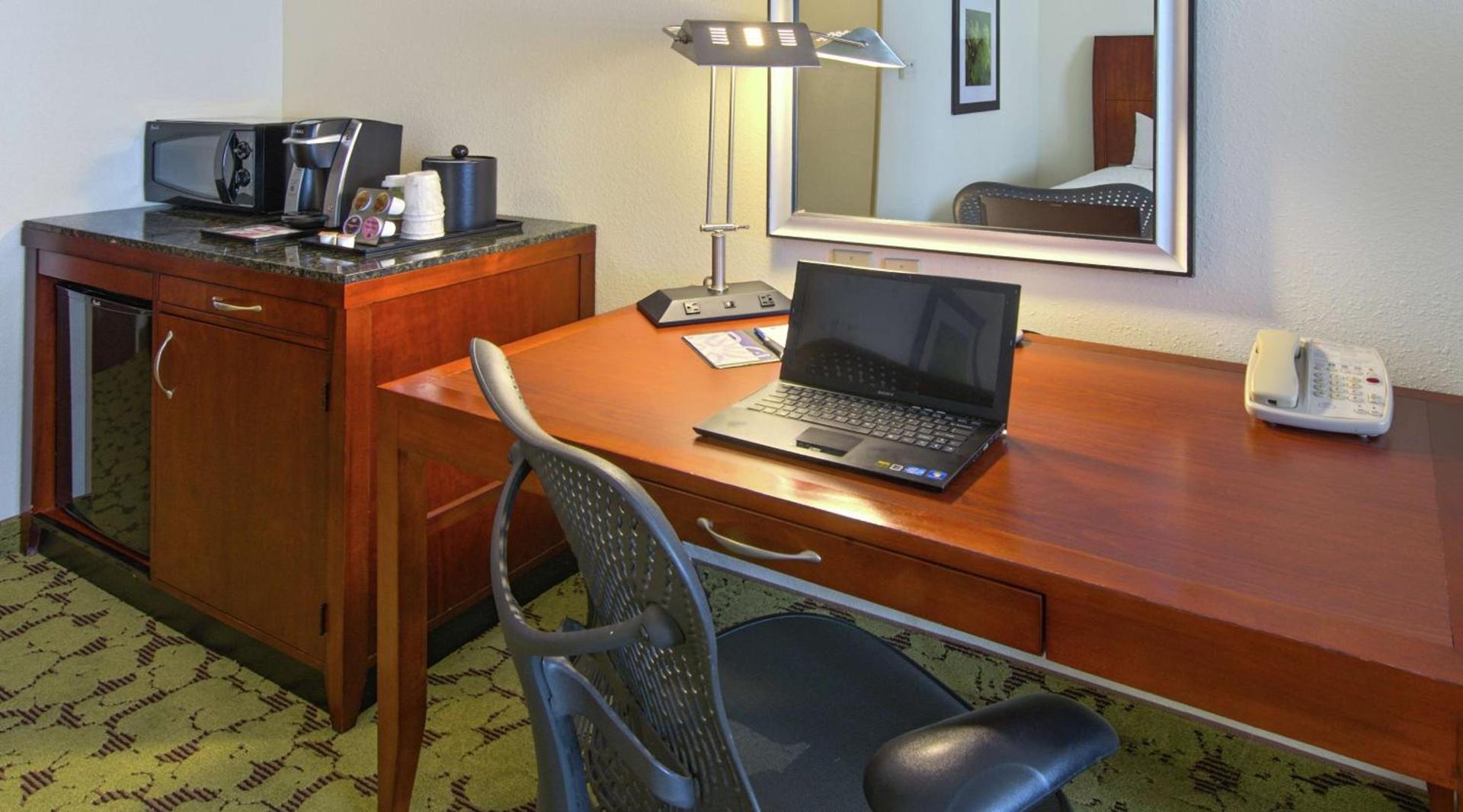 Hilton Garden Inn Macon/Mercer University photo 16