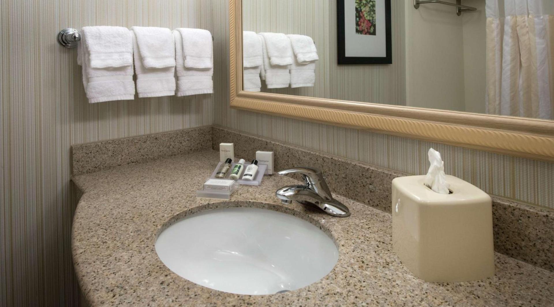 Hilton Garden Inn Macon/Mercer University photo 17