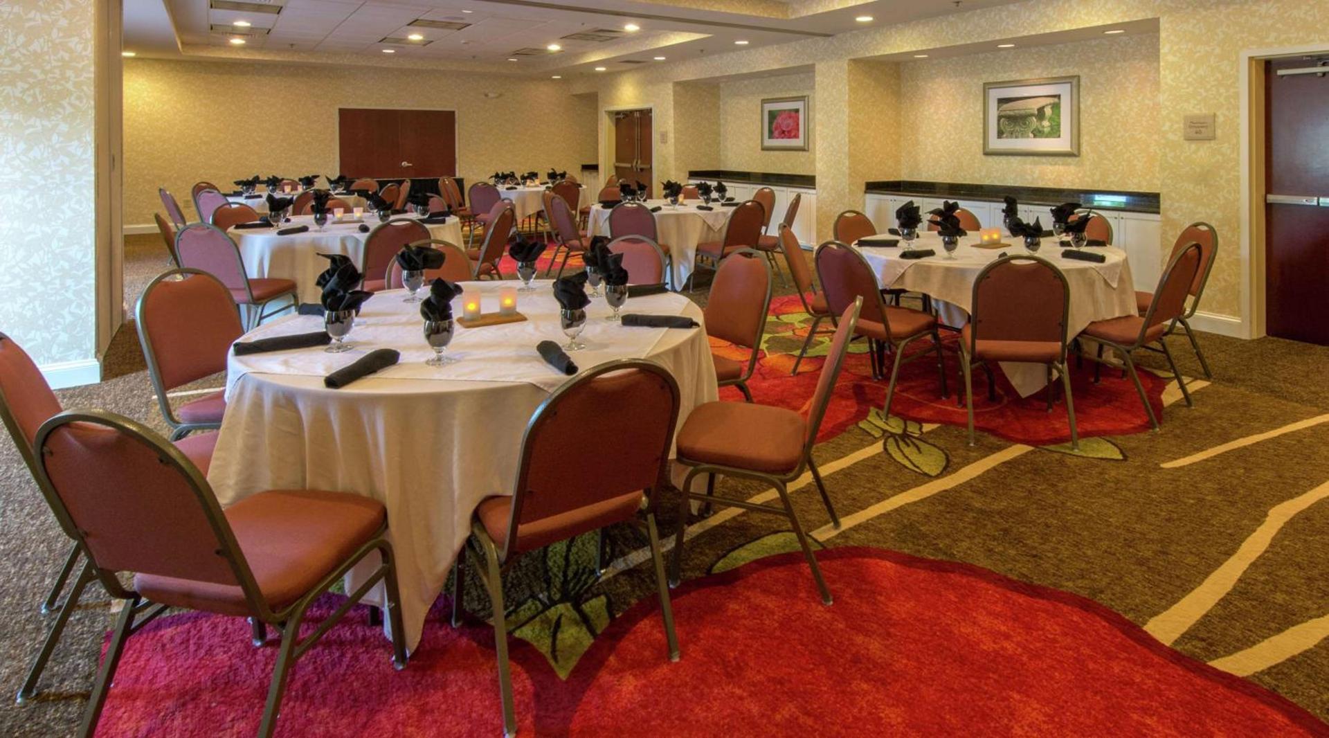 Hilton Garden Inn Macon/Mercer University photo 26
