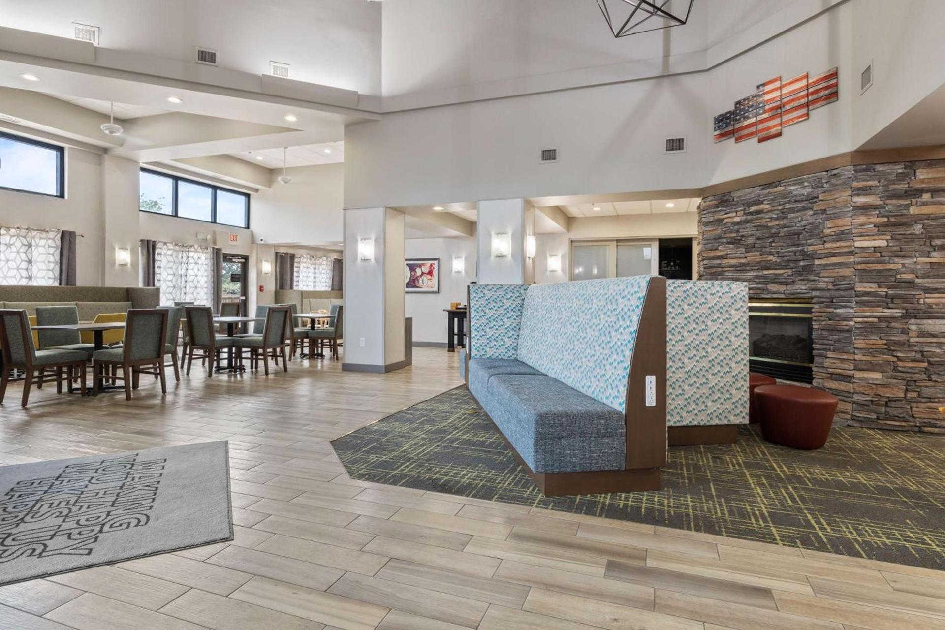 Hampton Inn & Suites Memphis-Wolfchase Galleria photo 7