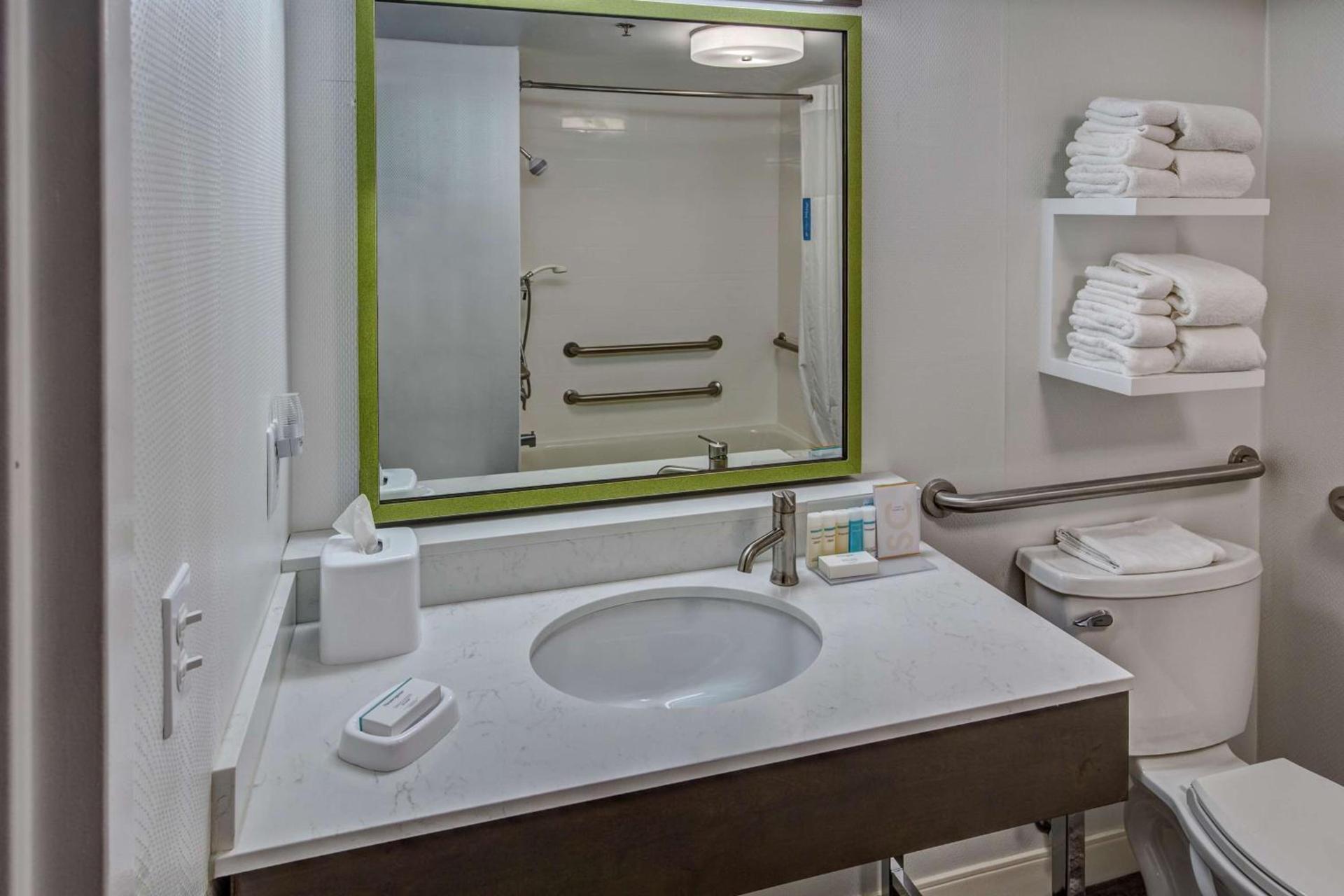 Hampton Inn & Suites Memphis-Wolfchase Galleria photo 14