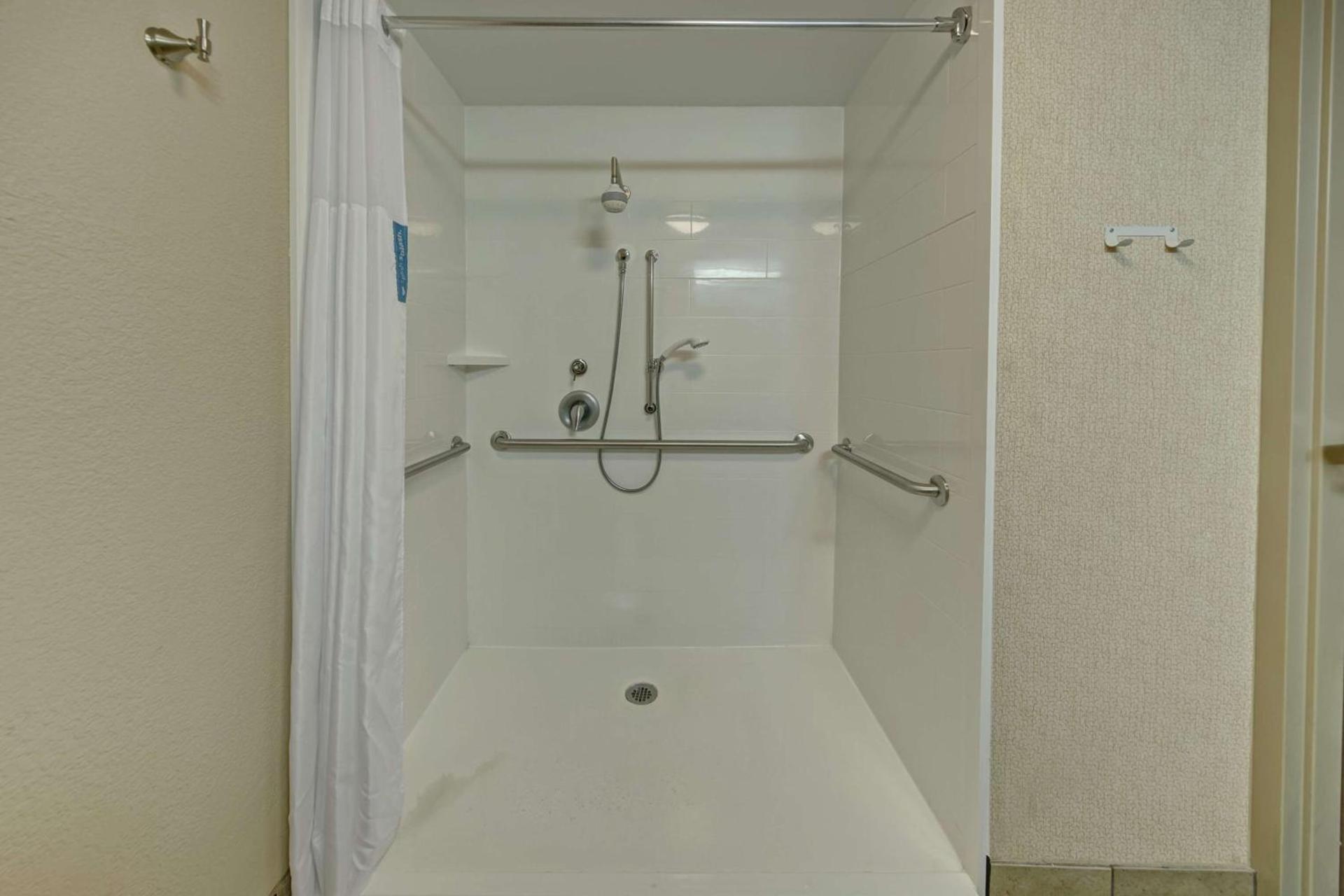 Hampton Inn & Suites Memphis-Wolfchase Galleria photo 15