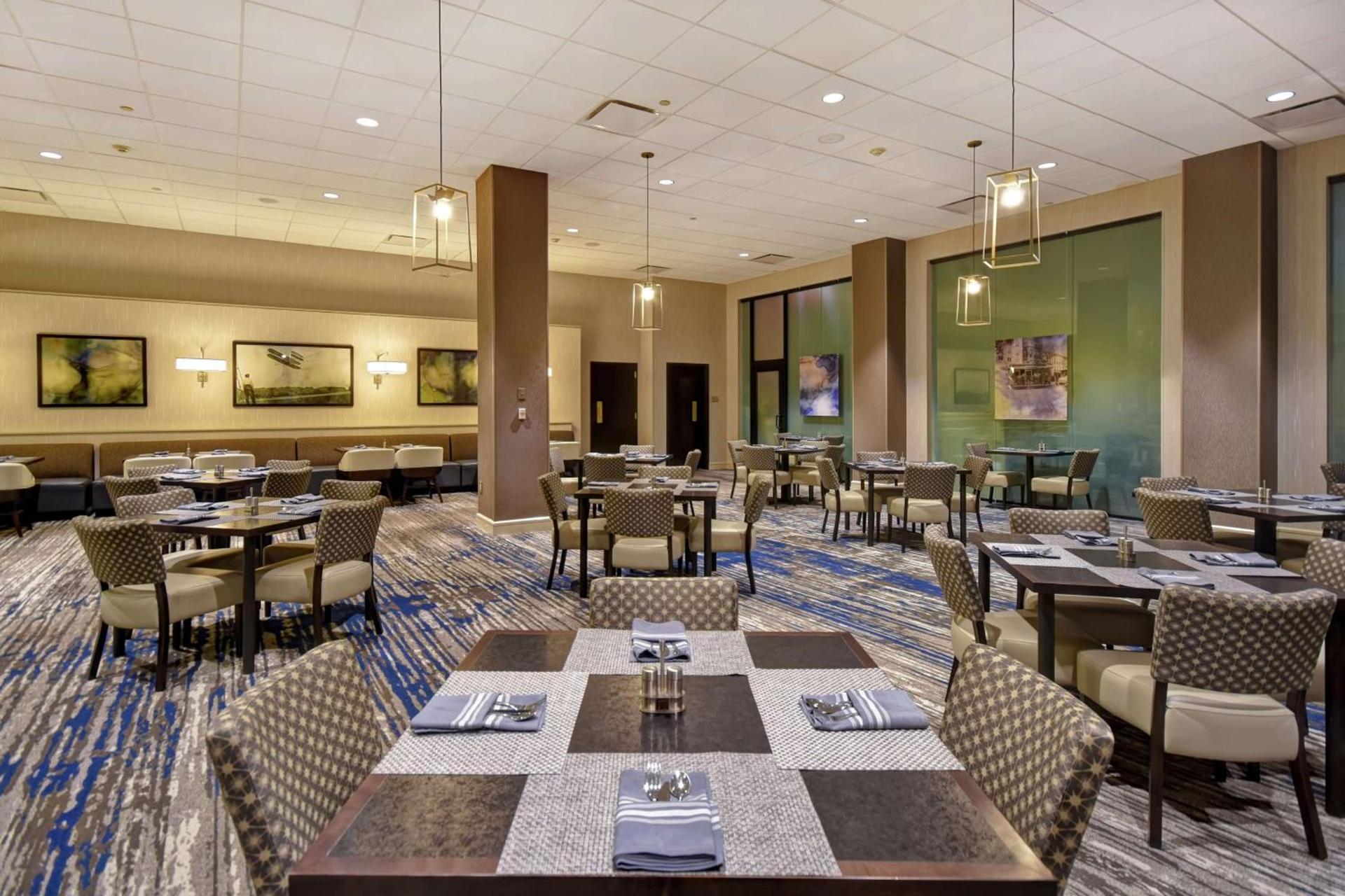 Embassy Suites Montgomery - Hotel & Conference Center photo 14