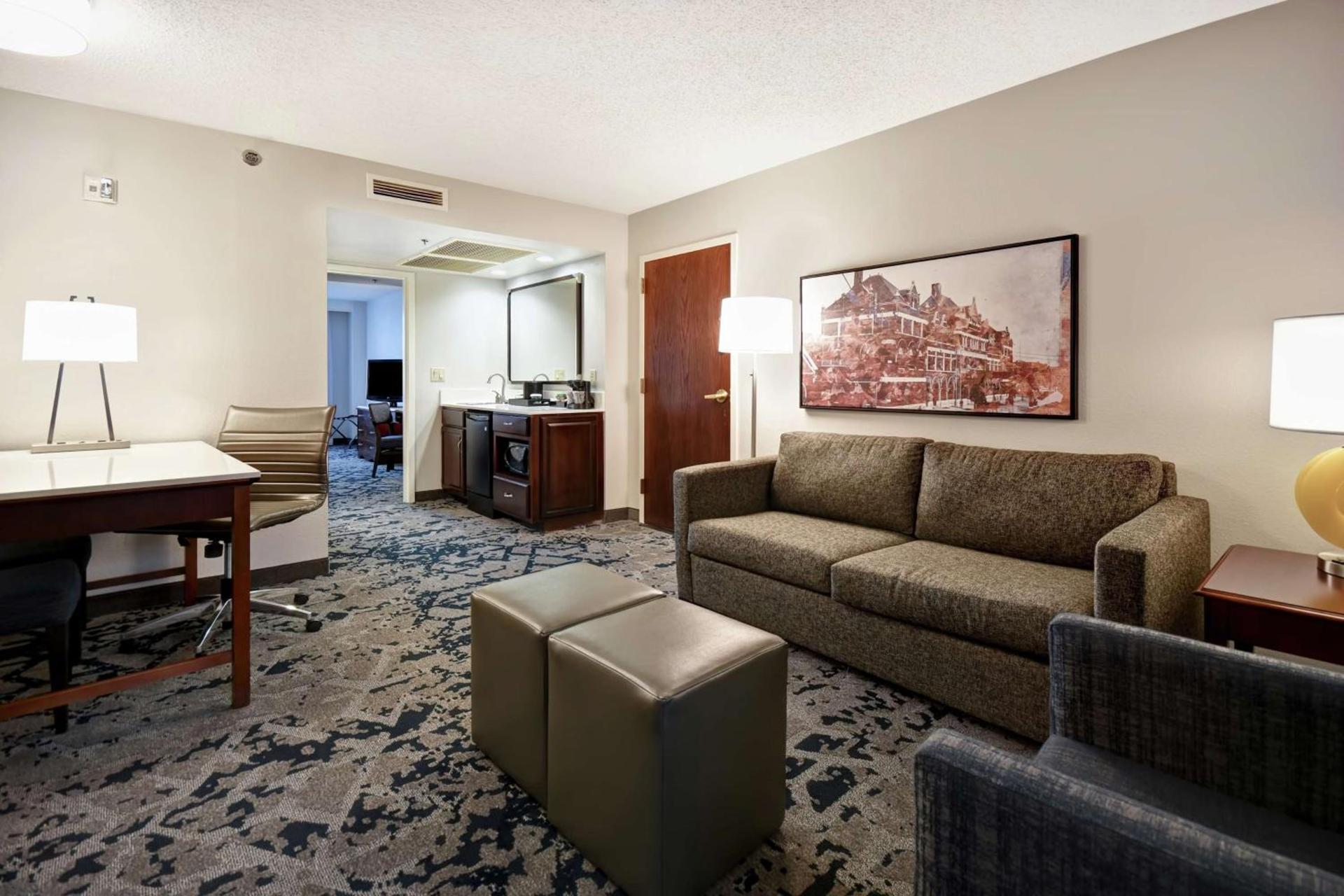 Embassy Suites Montgomery - Hotel & Conference Center photo 55