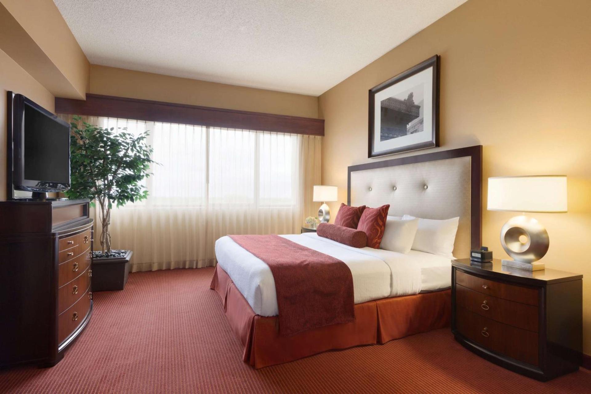 Embassy Suites by Hilton Kansas City International Airport photo 39