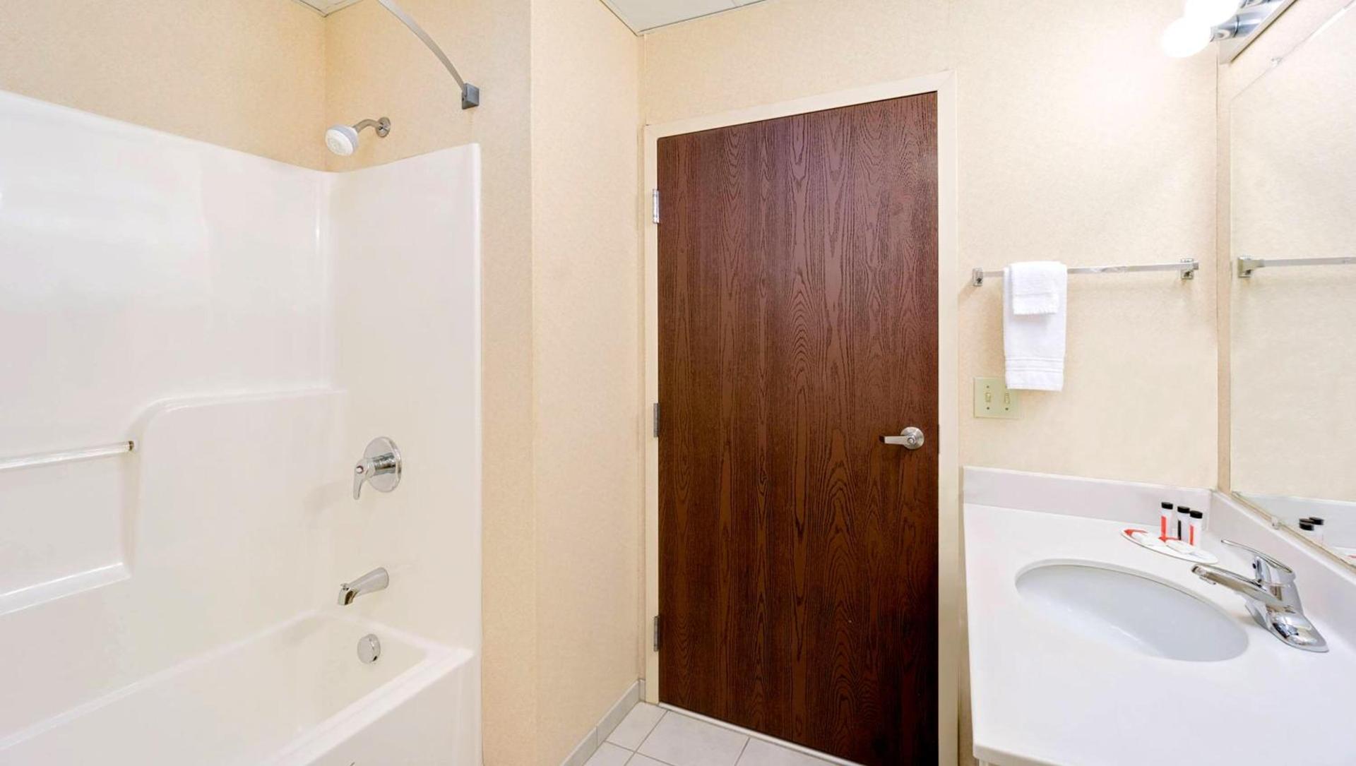 Magnason Hotel photo 33