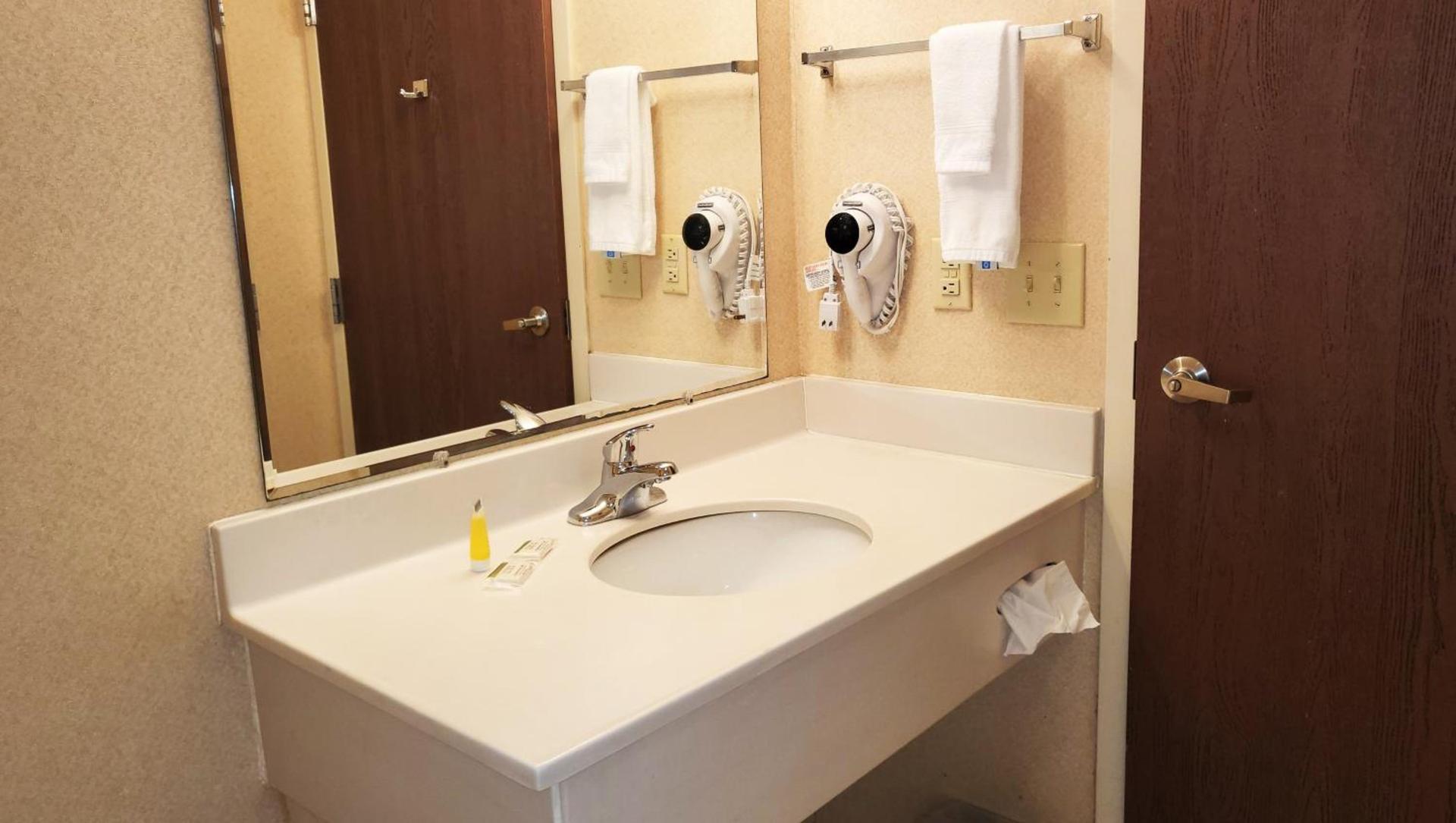 Magnason Hotel photo 35