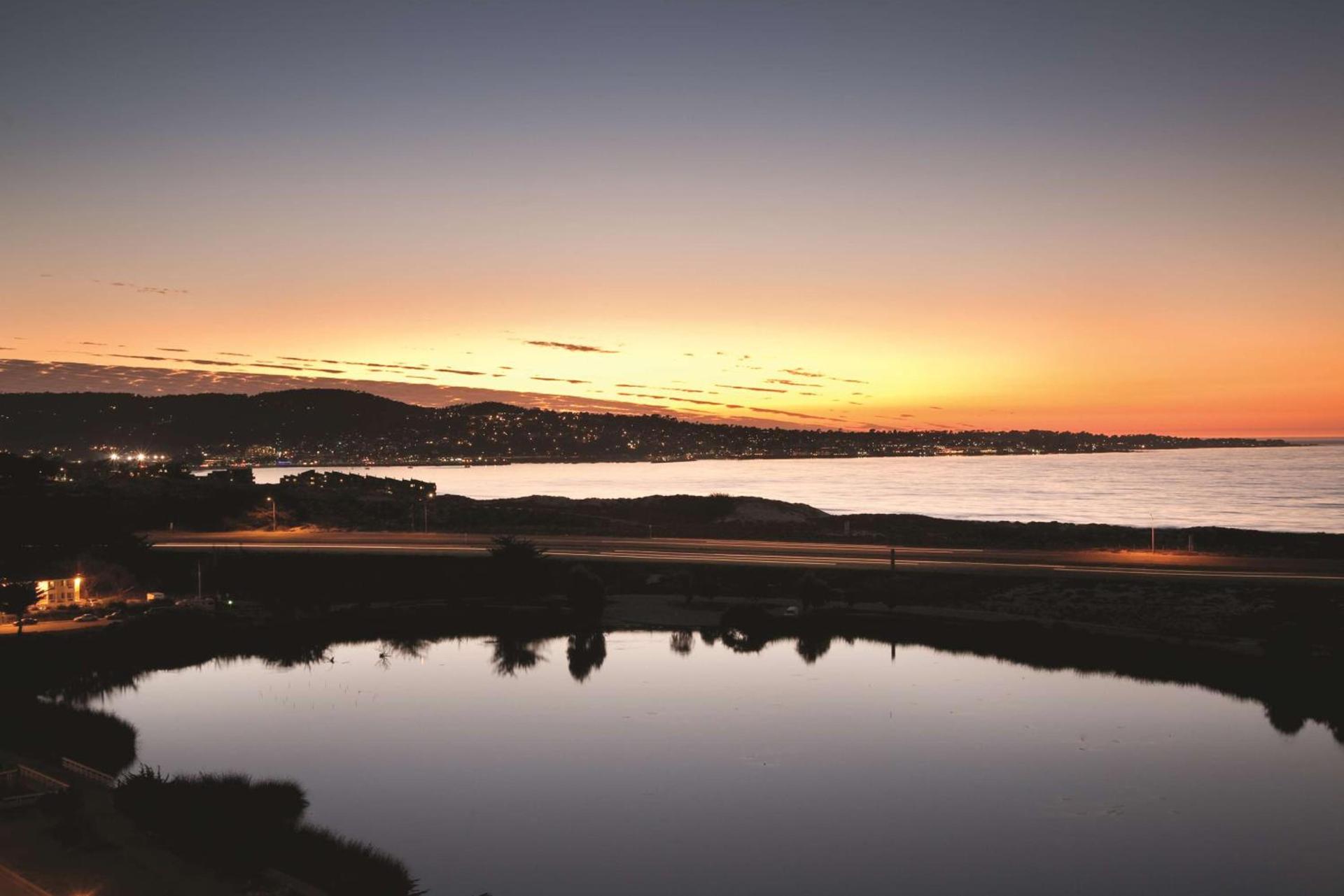 Embassy Suites by Hilton Monterey Bay Seaside photo 33
