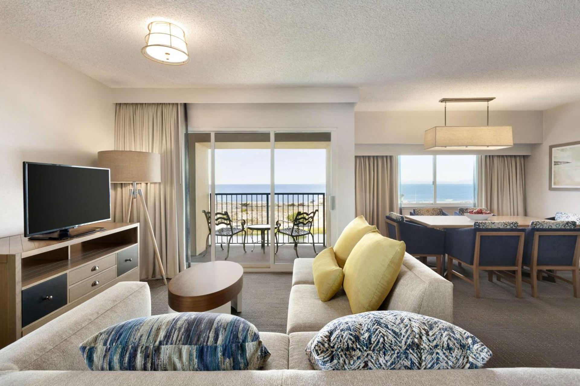 Embassy Suites by Hilton Monterey Bay Seaside photo 59