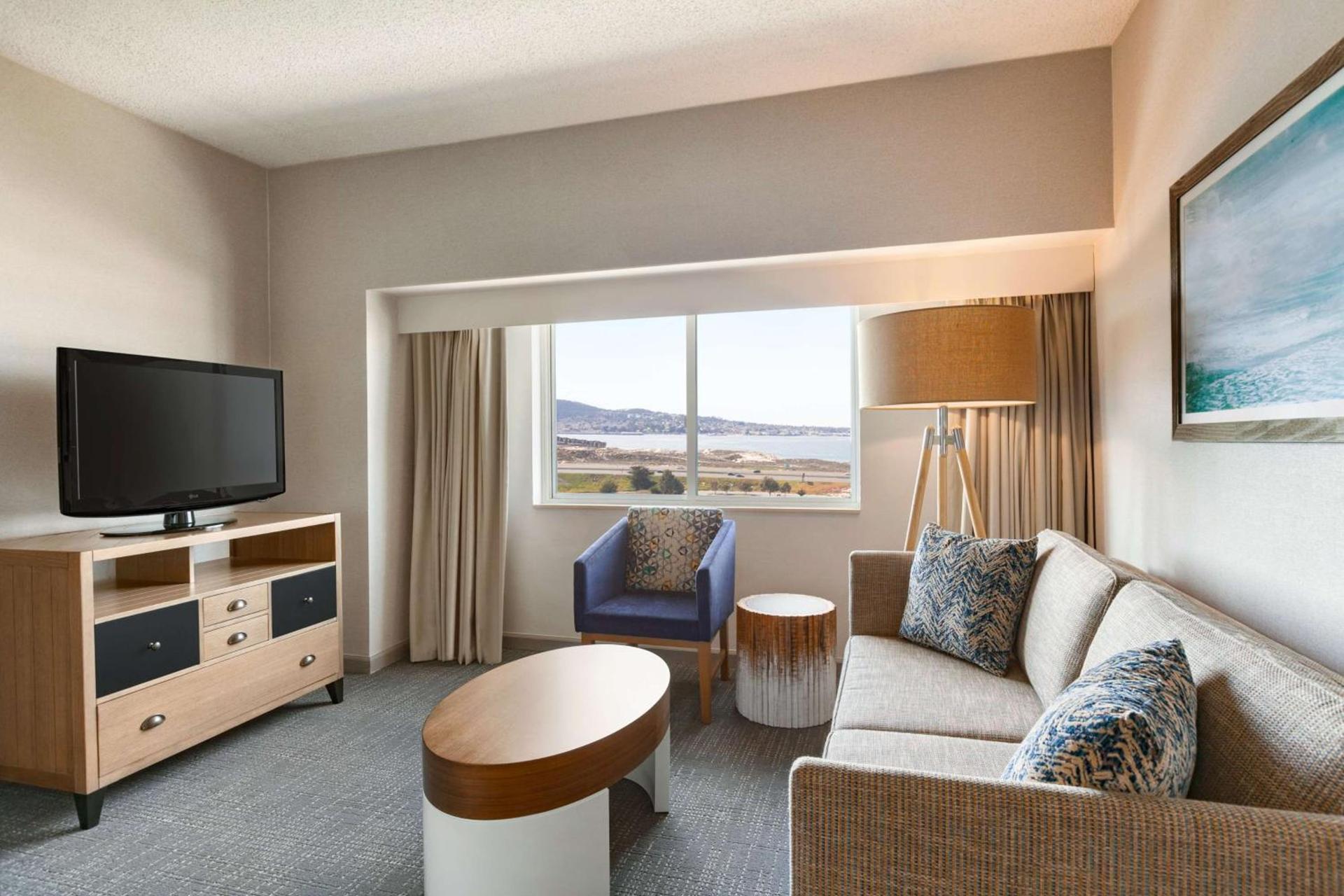 Embassy Suites by Hilton Monterey Bay Seaside photo 58