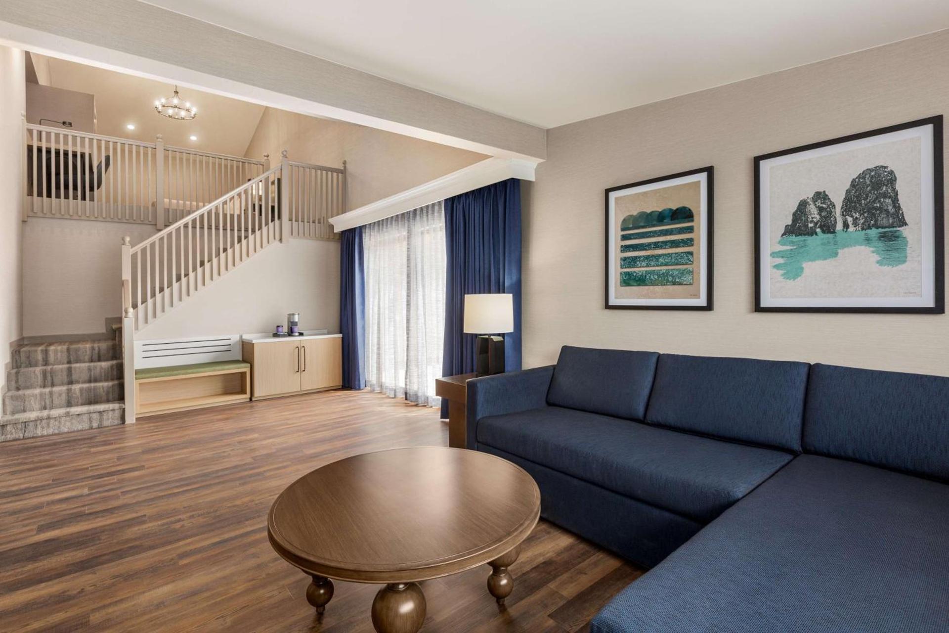 Hilton Garden Inn Monterey photo 32