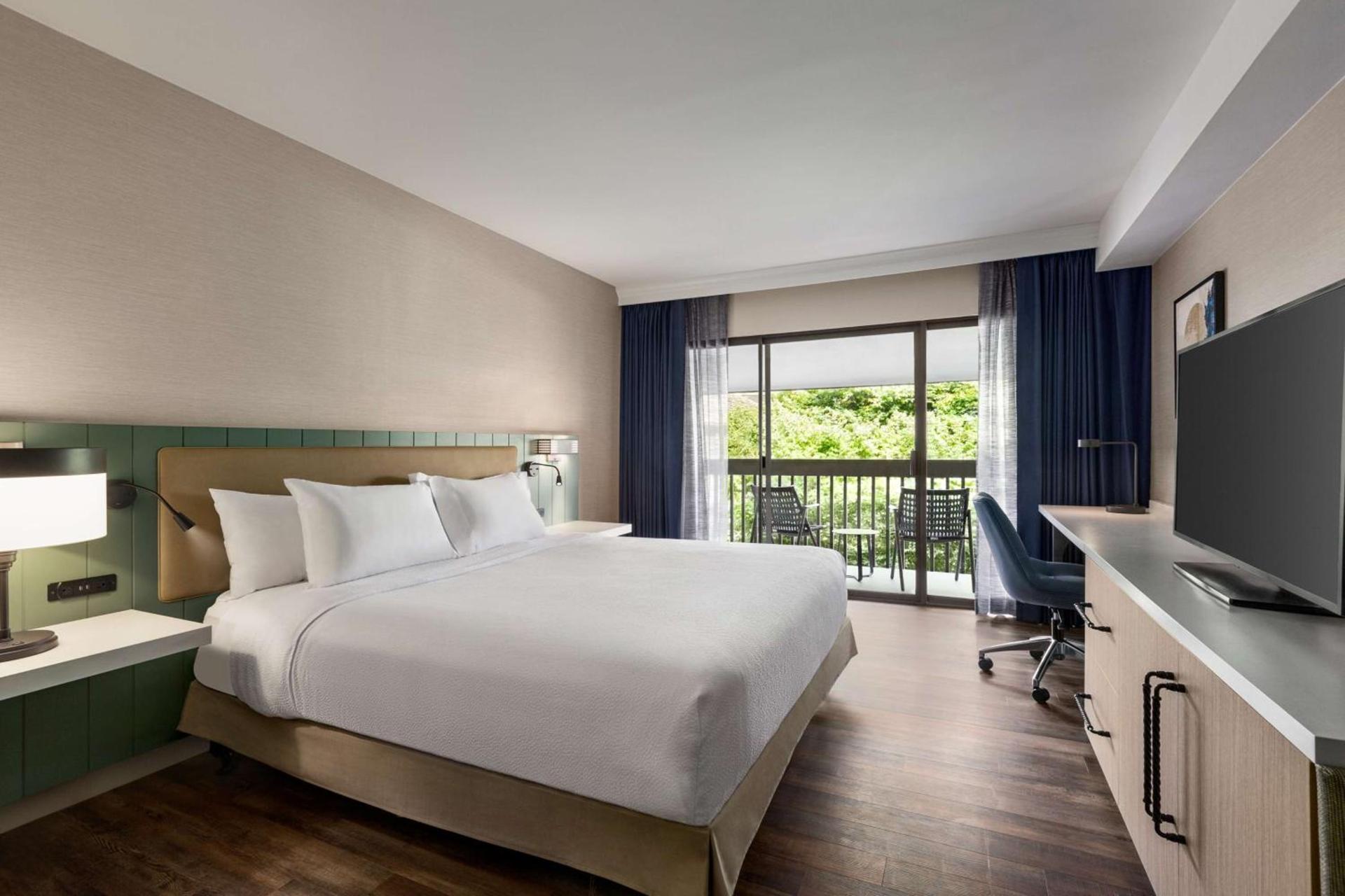 Hilton Garden Inn Monterey photo 35