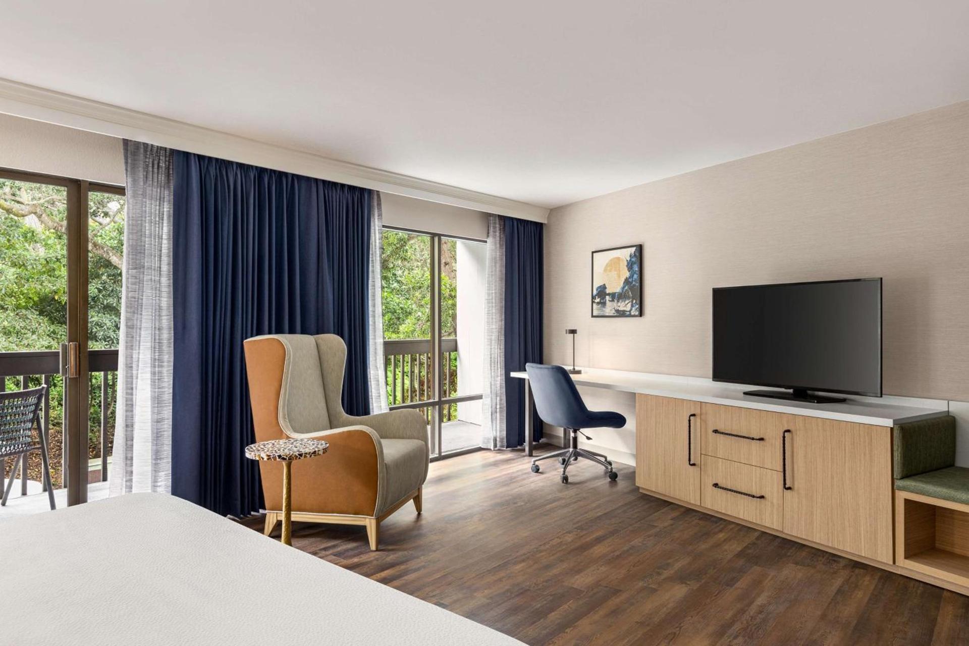 Hilton Garden Inn Monterey photo 38