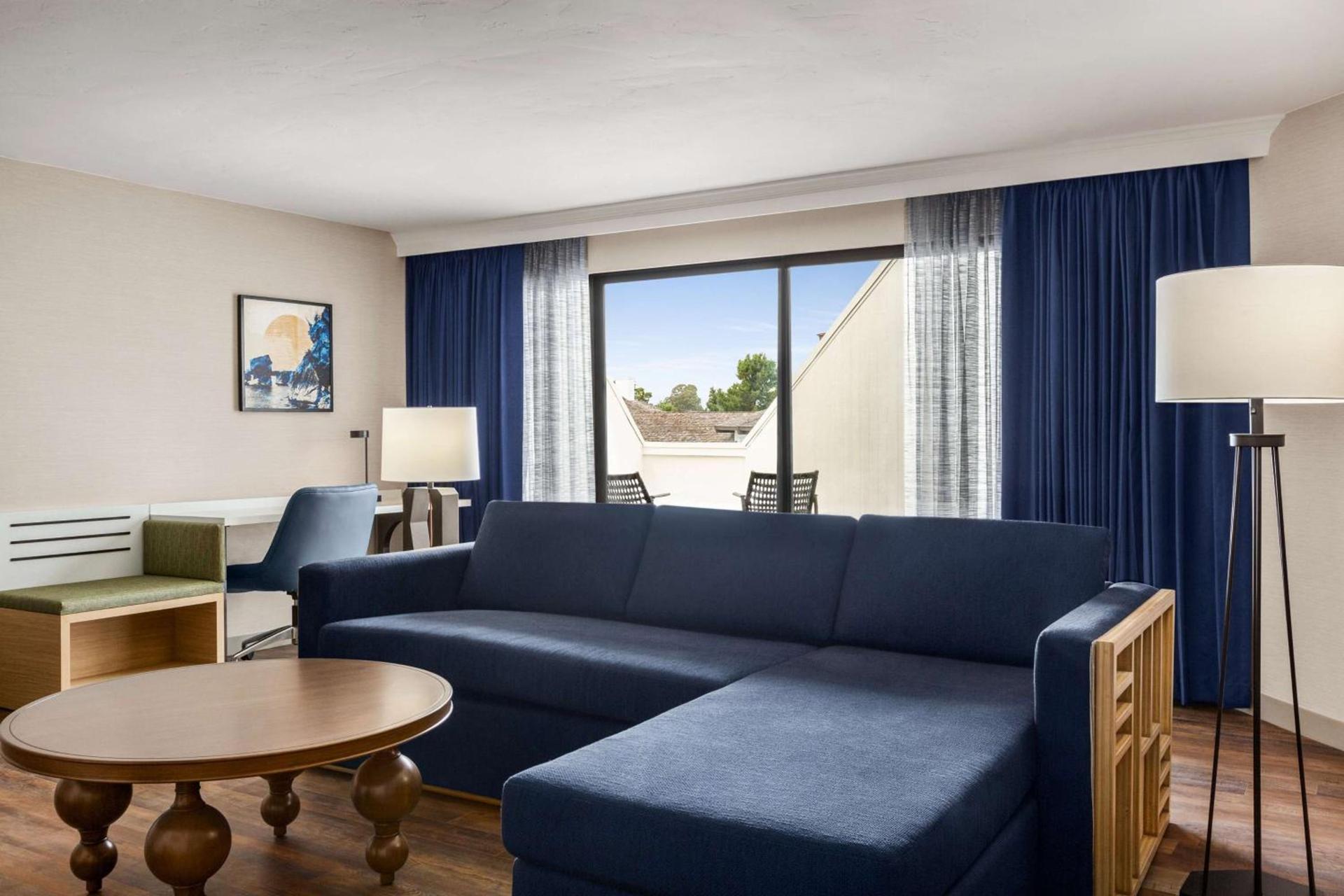 Hilton Garden Inn Monterey photo 47
