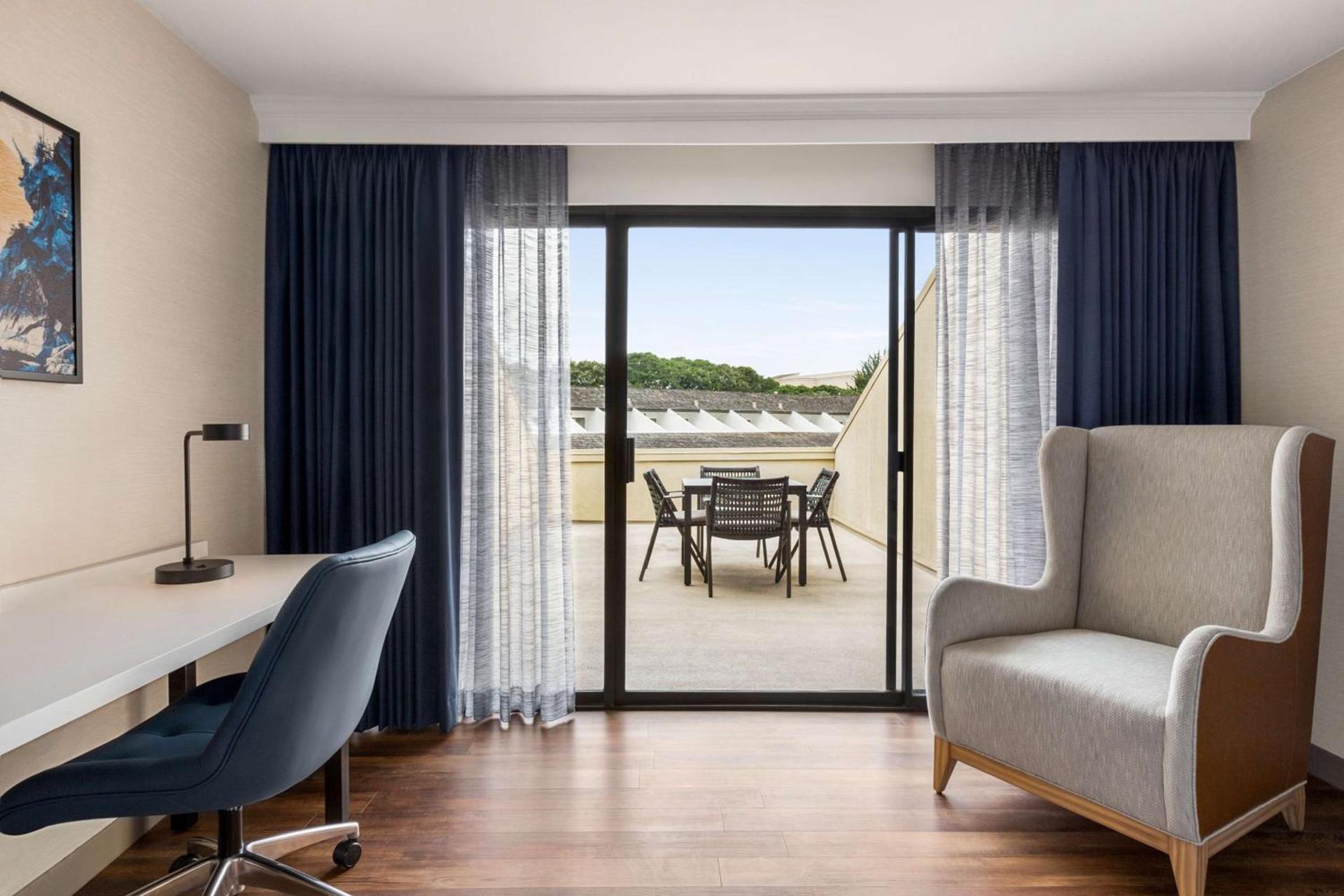 Hilton Garden Inn Monterey photo 51