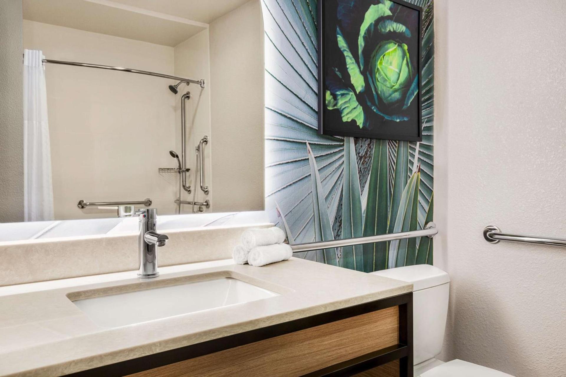 Hilton Garden Inn Monterey photo 54
