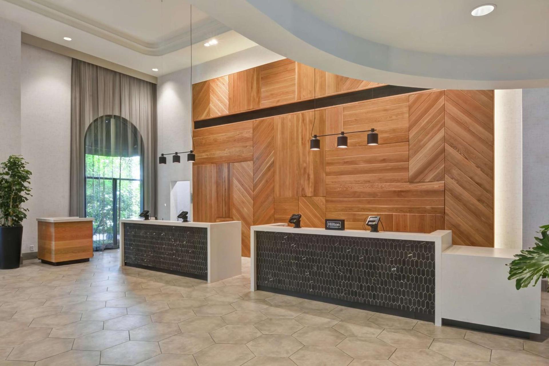 Embassy Suites by Hilton Minneapolis Airport photo 7