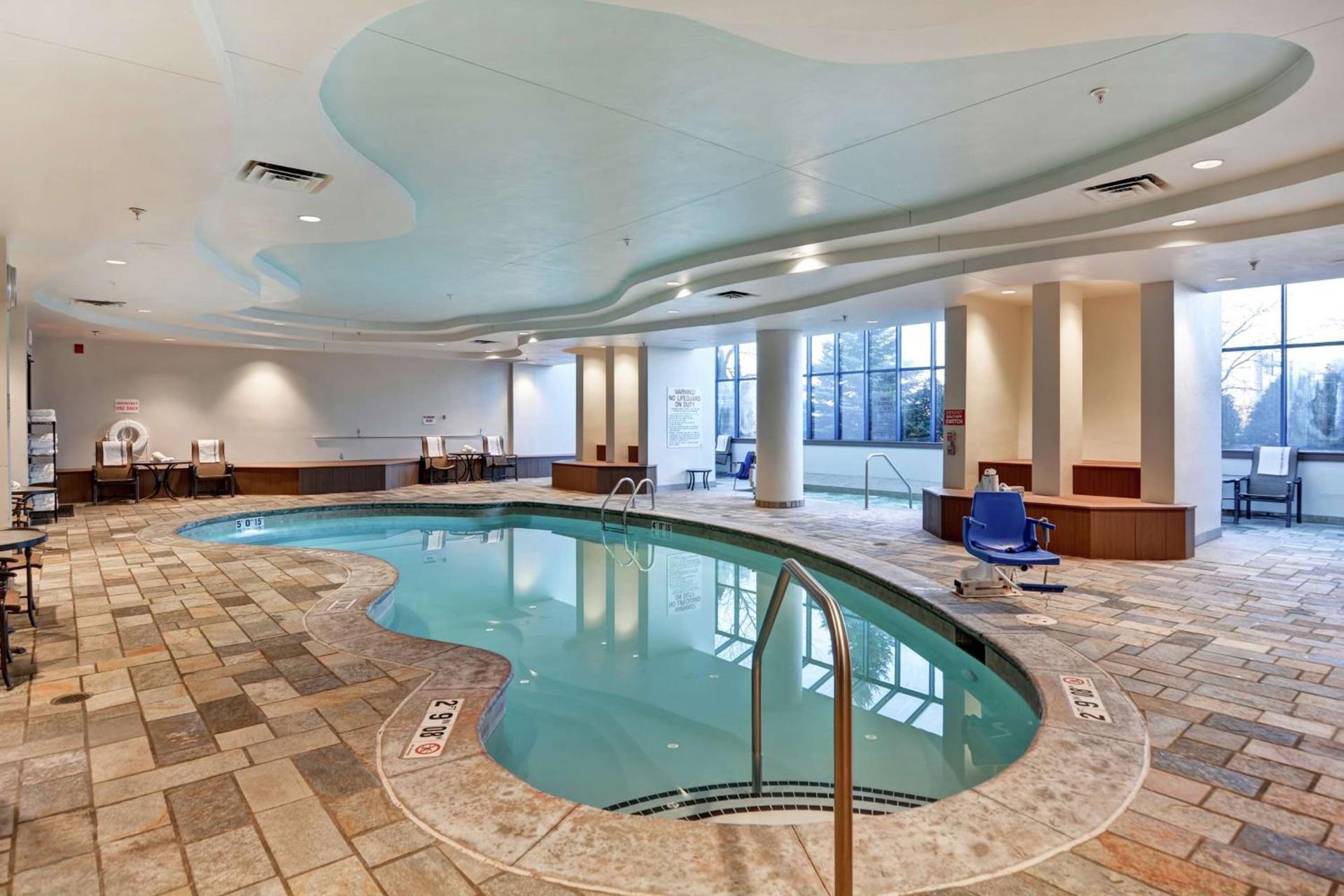 Embassy Suites by Hilton Minneapolis Airport photo 8