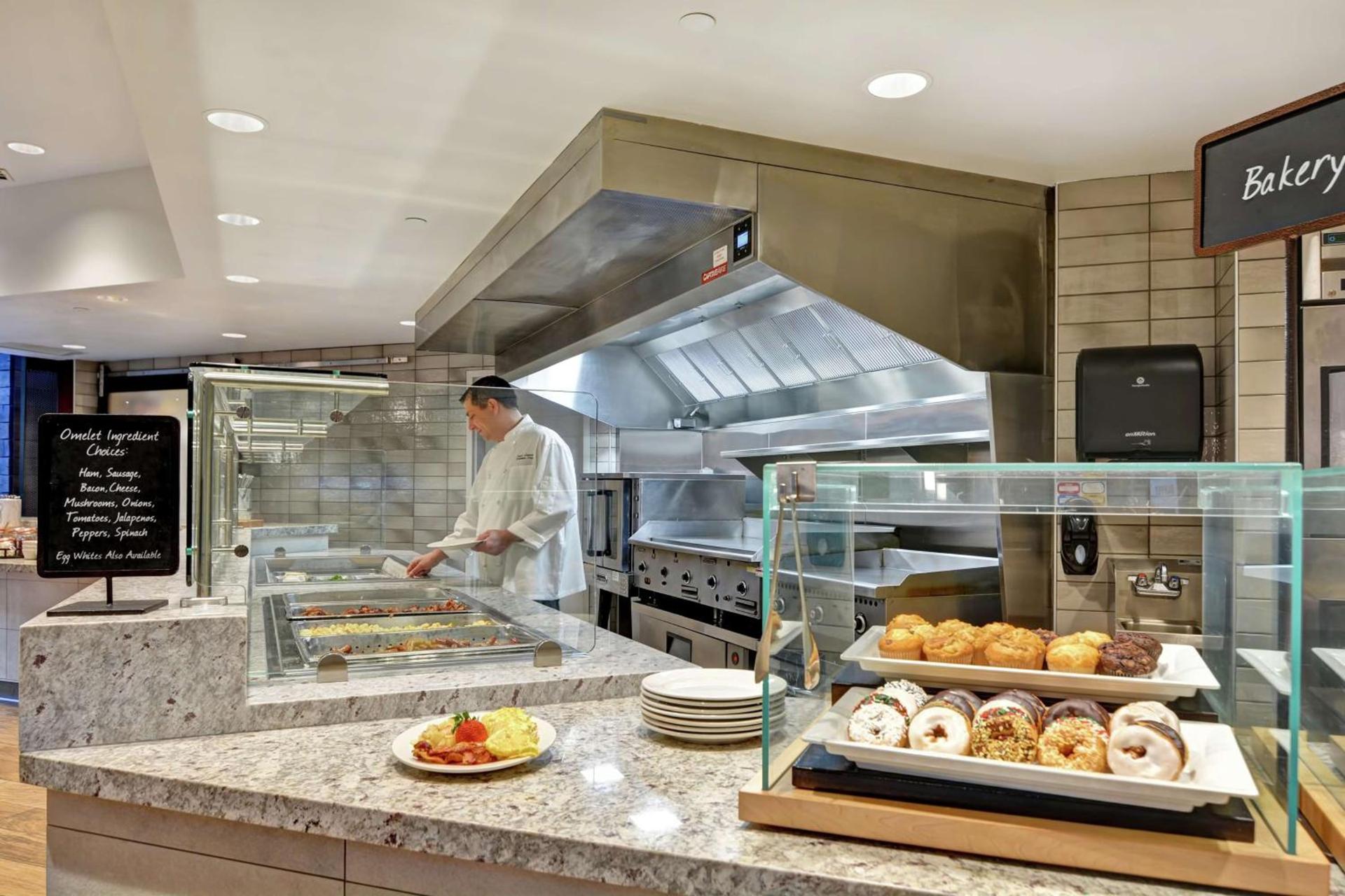 Embassy Suites by Hilton Minneapolis Airport photo 10