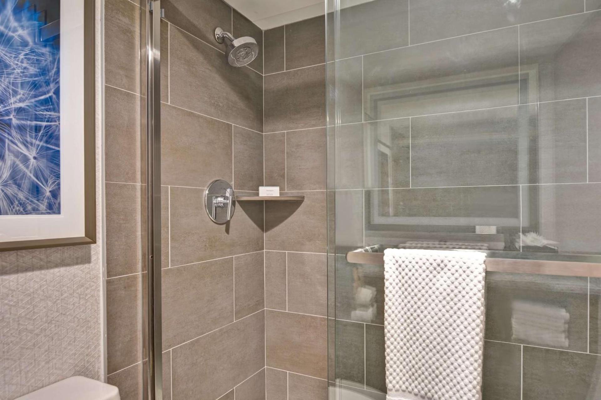 Embassy Suites by Hilton Minneapolis Airport photo 20