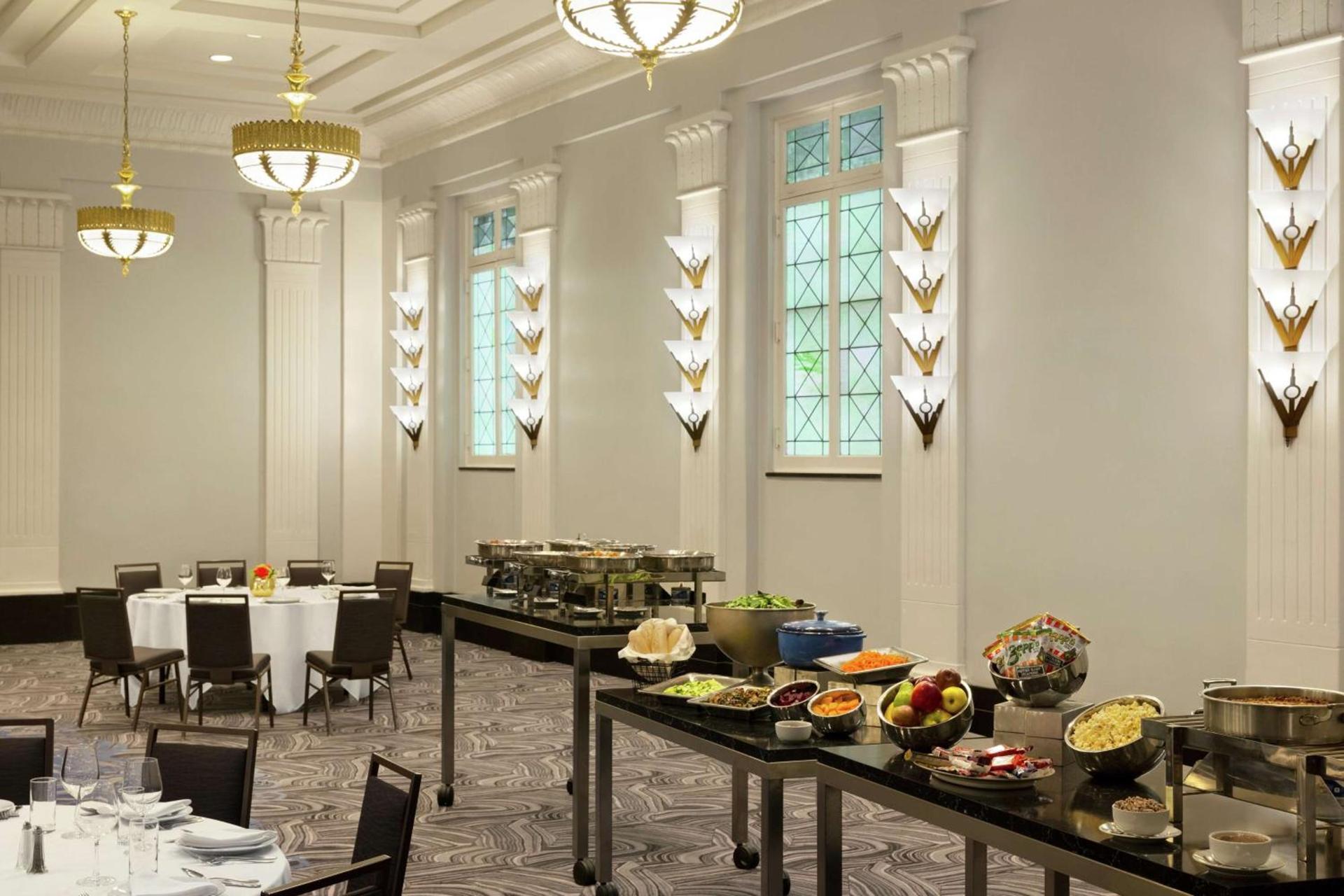 Hilton New Orleans / St. Charles Avenue photo 11