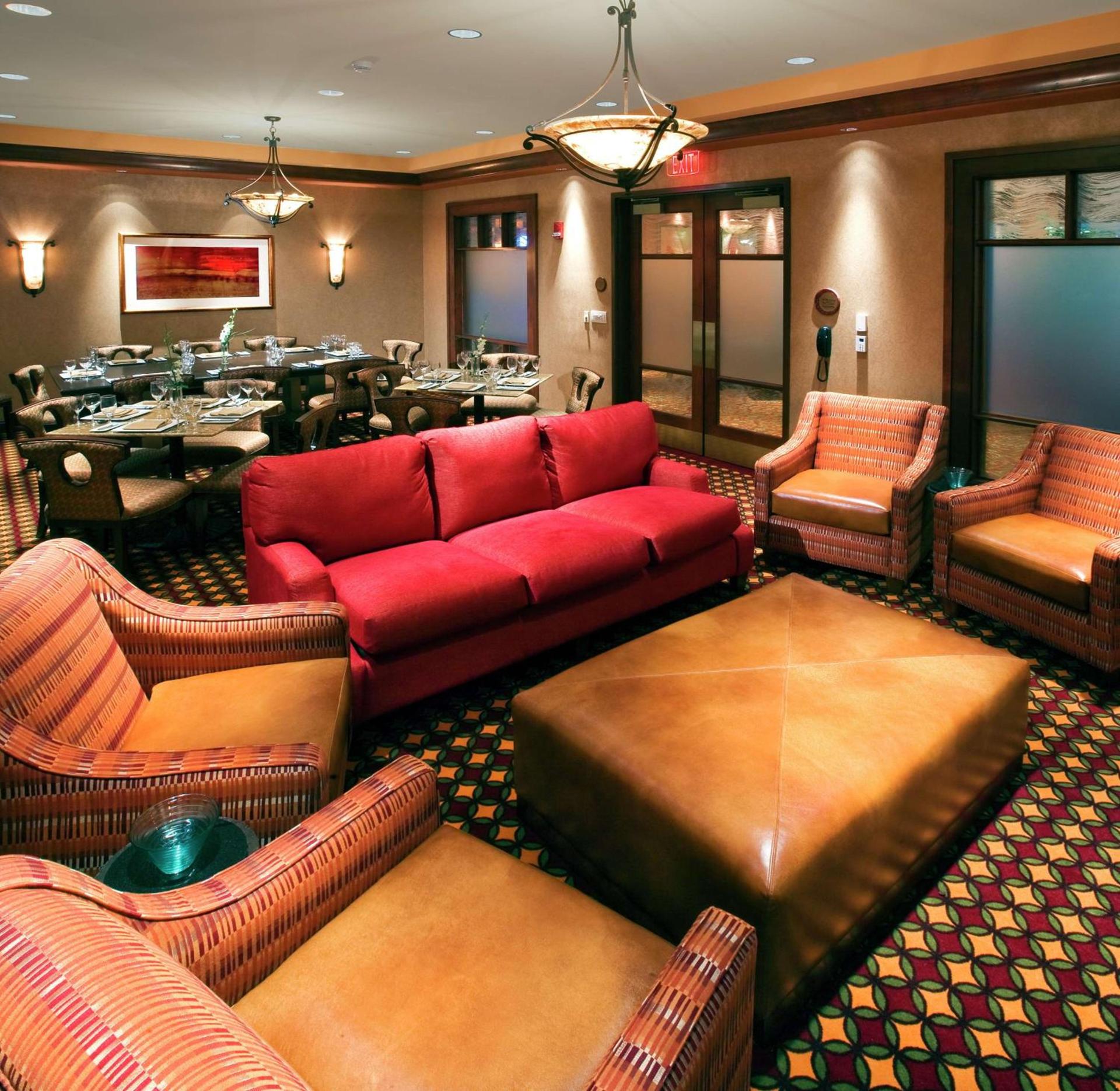 Embassy Suites by Hilton Norman Hotel & Conference Center photo 9