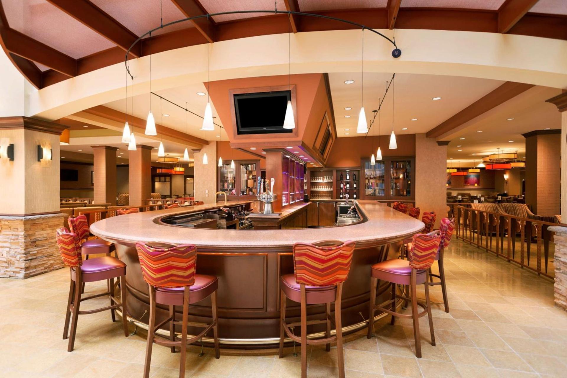 Embassy Suites by Hilton Norman Hotel & Conference Center photo 41